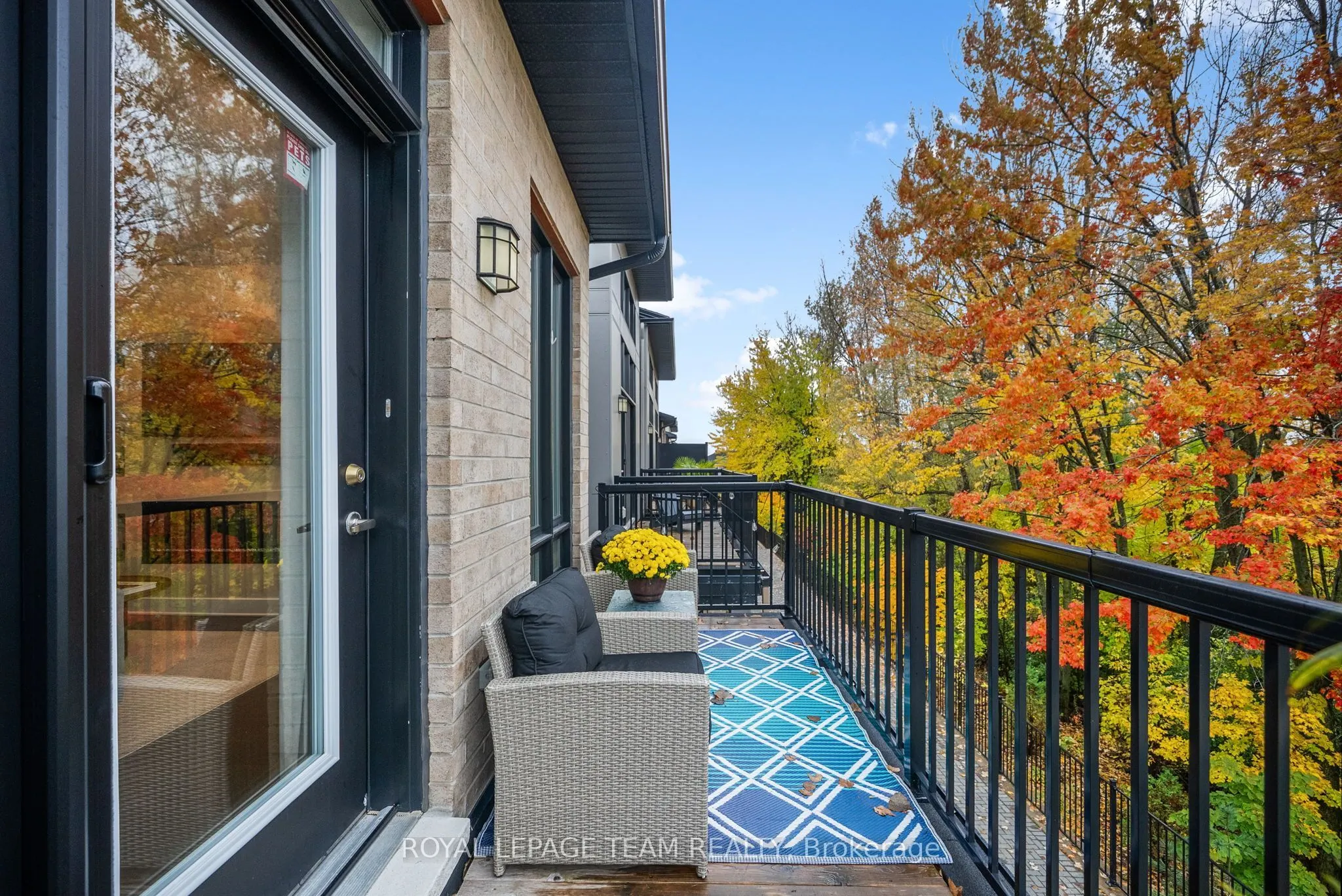 550 Crescendo Private #26