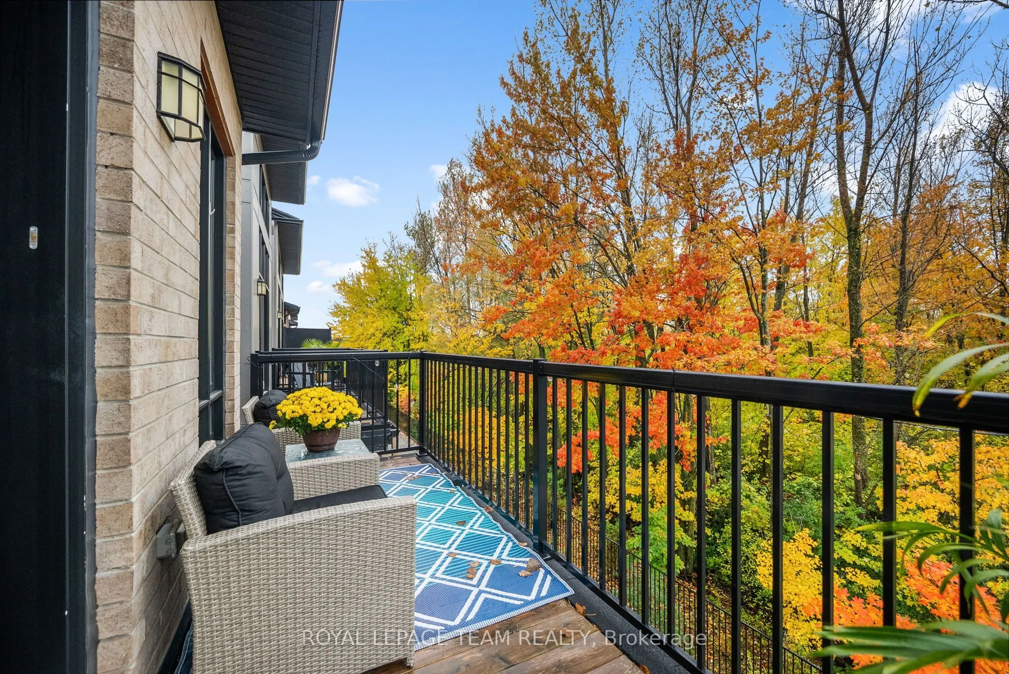 550 Crescendo Private #26