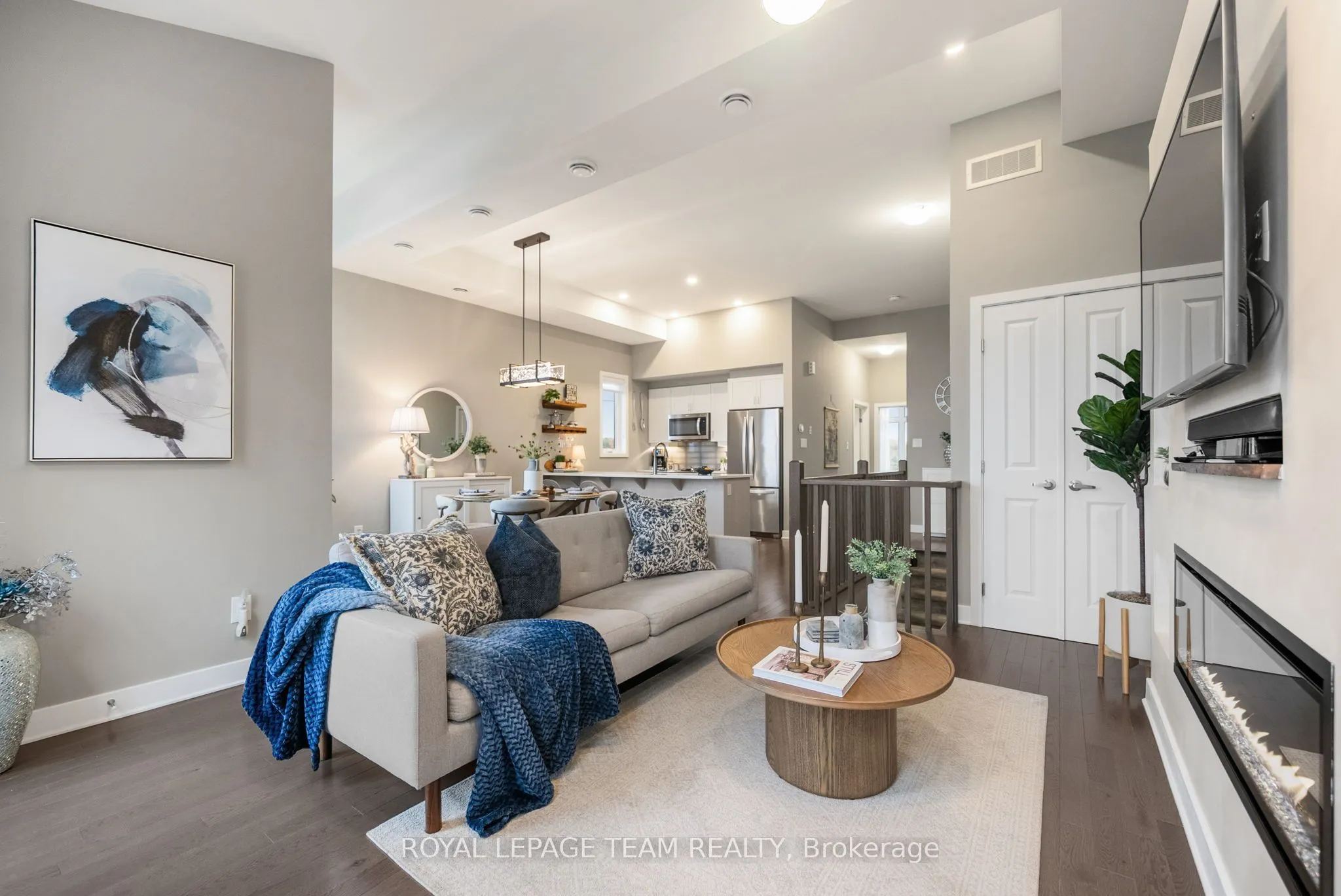 550 Crescendo Private #26