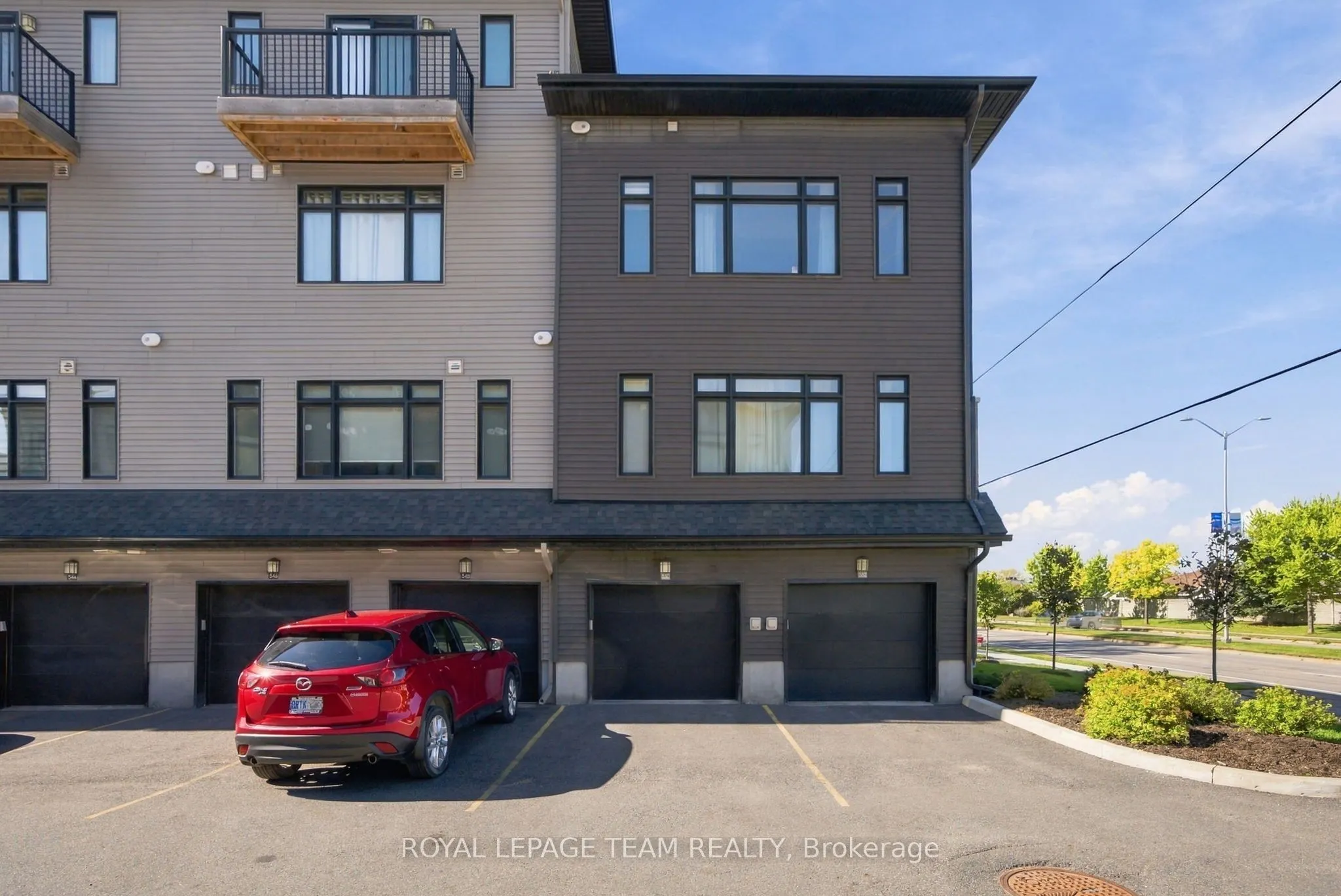 550 Crescendo Private #26
