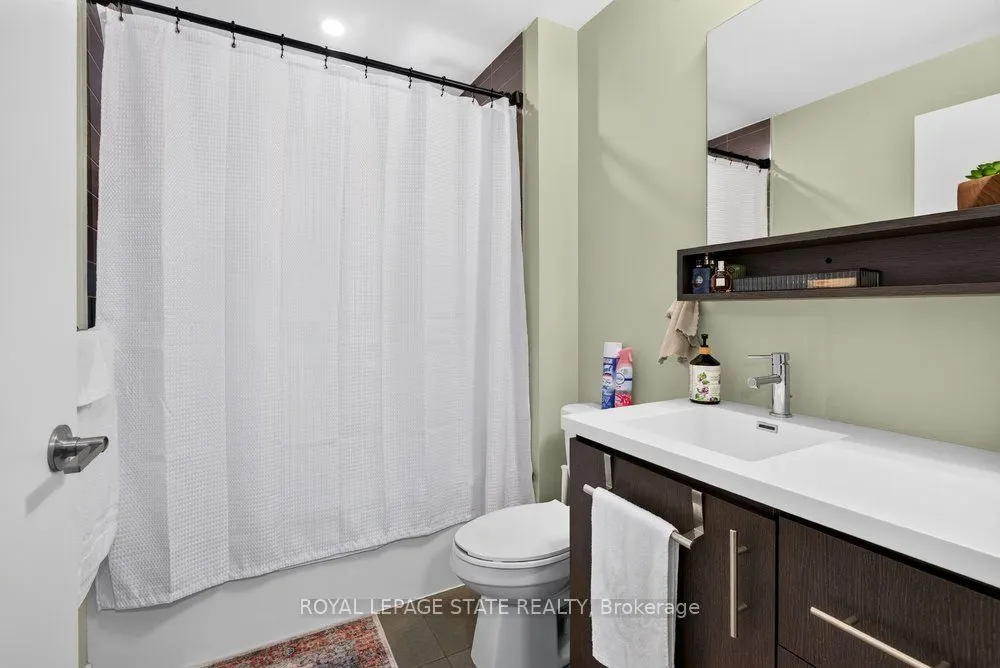 10 Esplanade Lane #511
