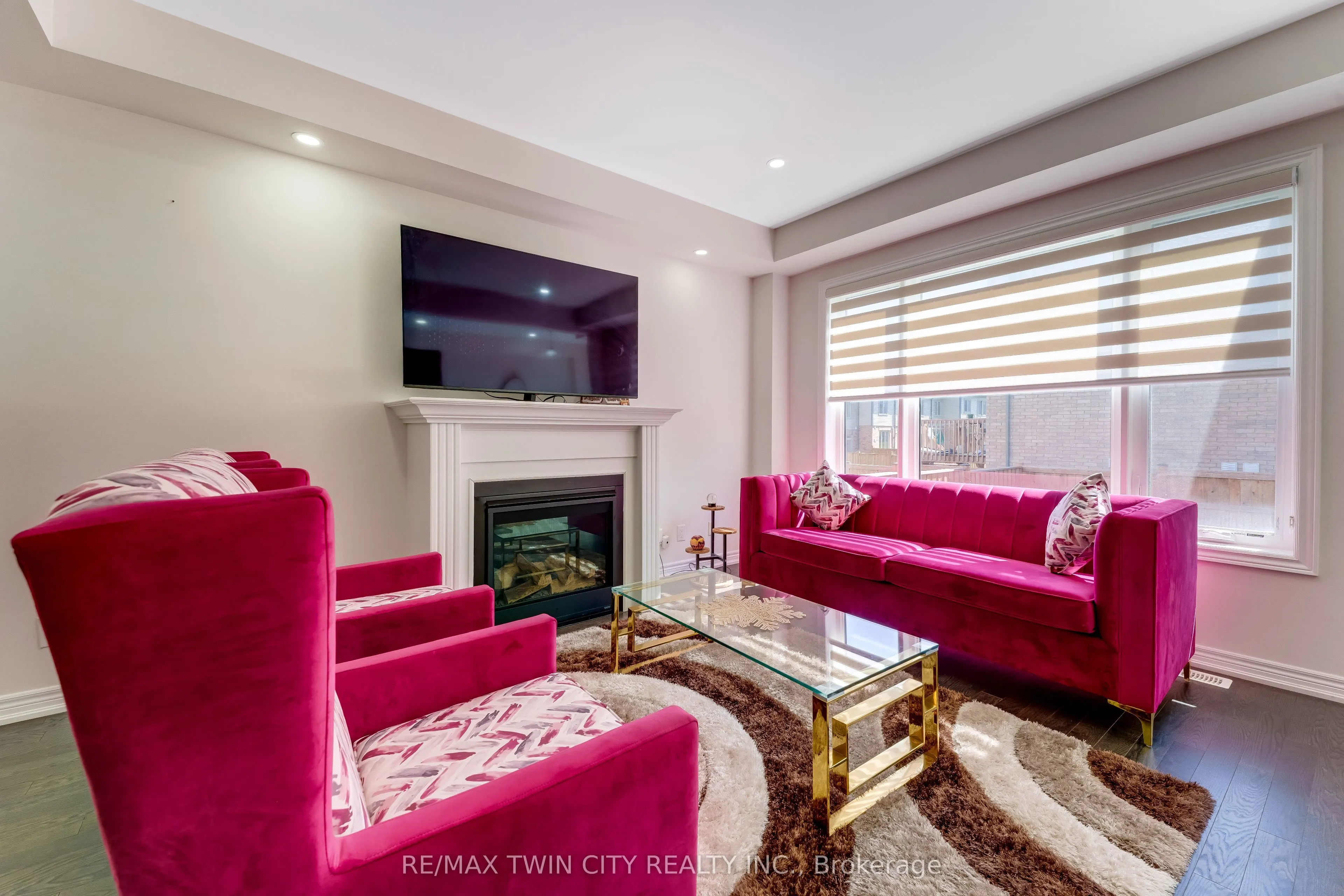 106 HALDIMAND Street