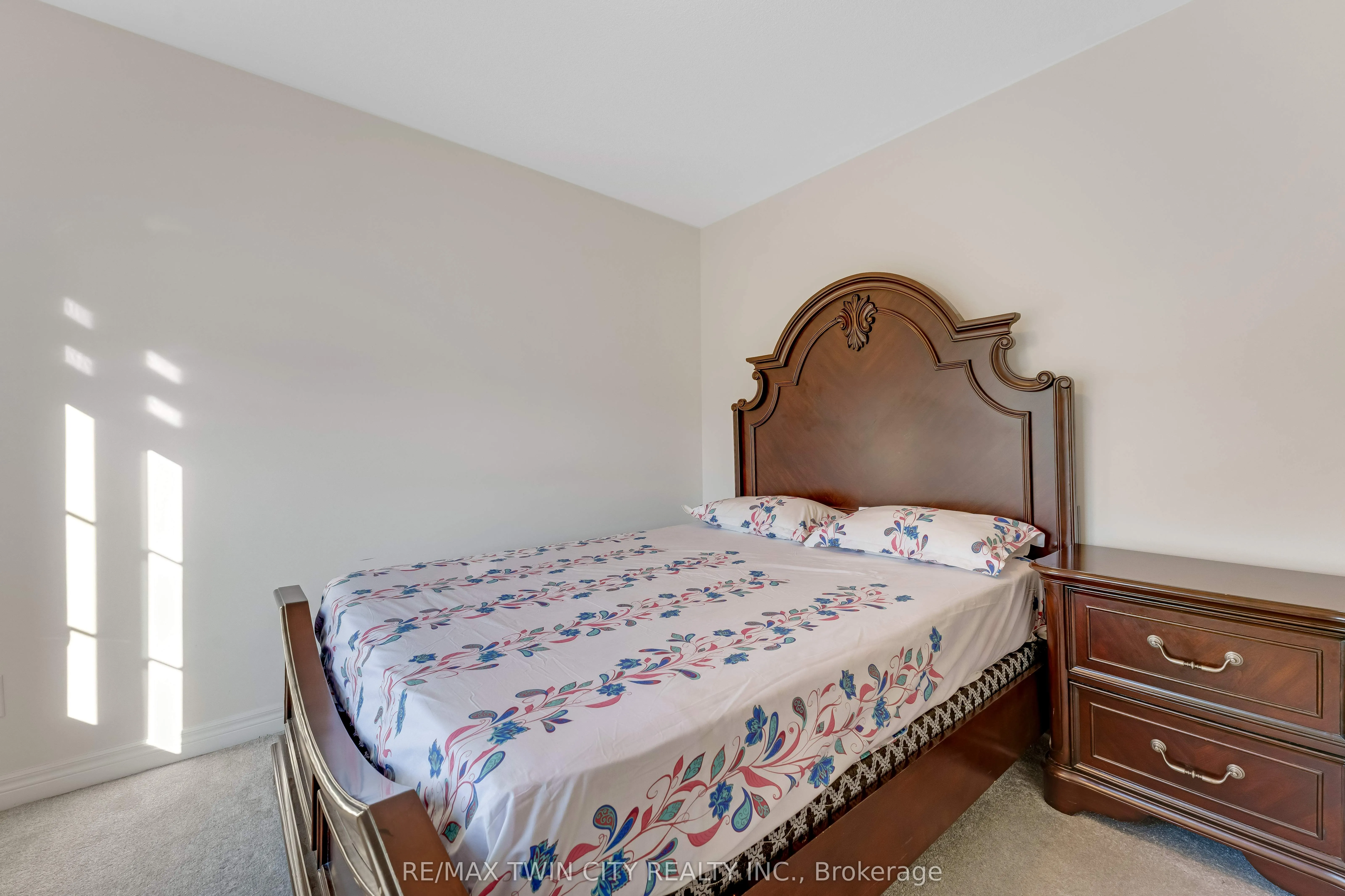 106 HALDIMAND Street