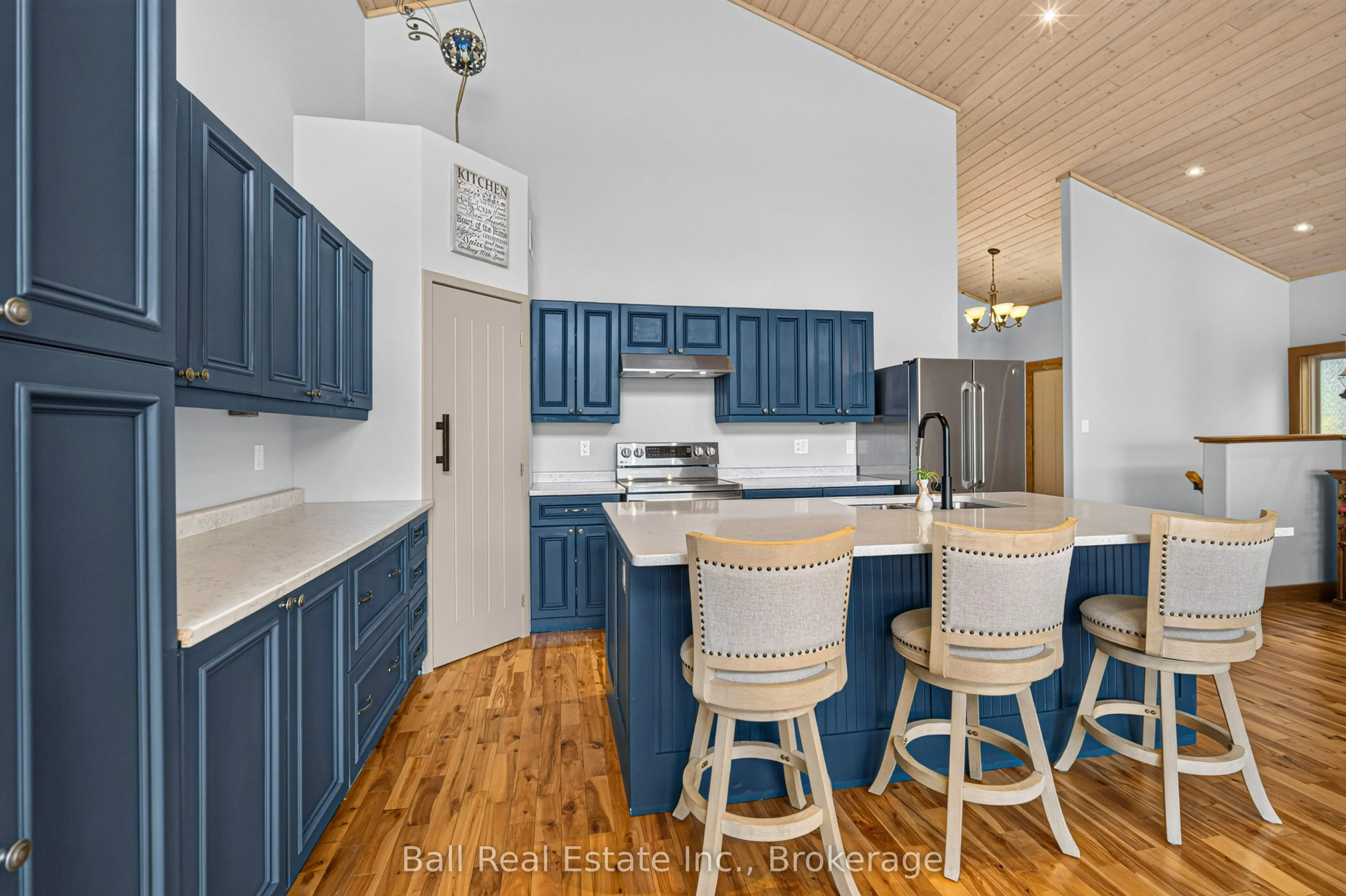1718 South Bayshore Road W