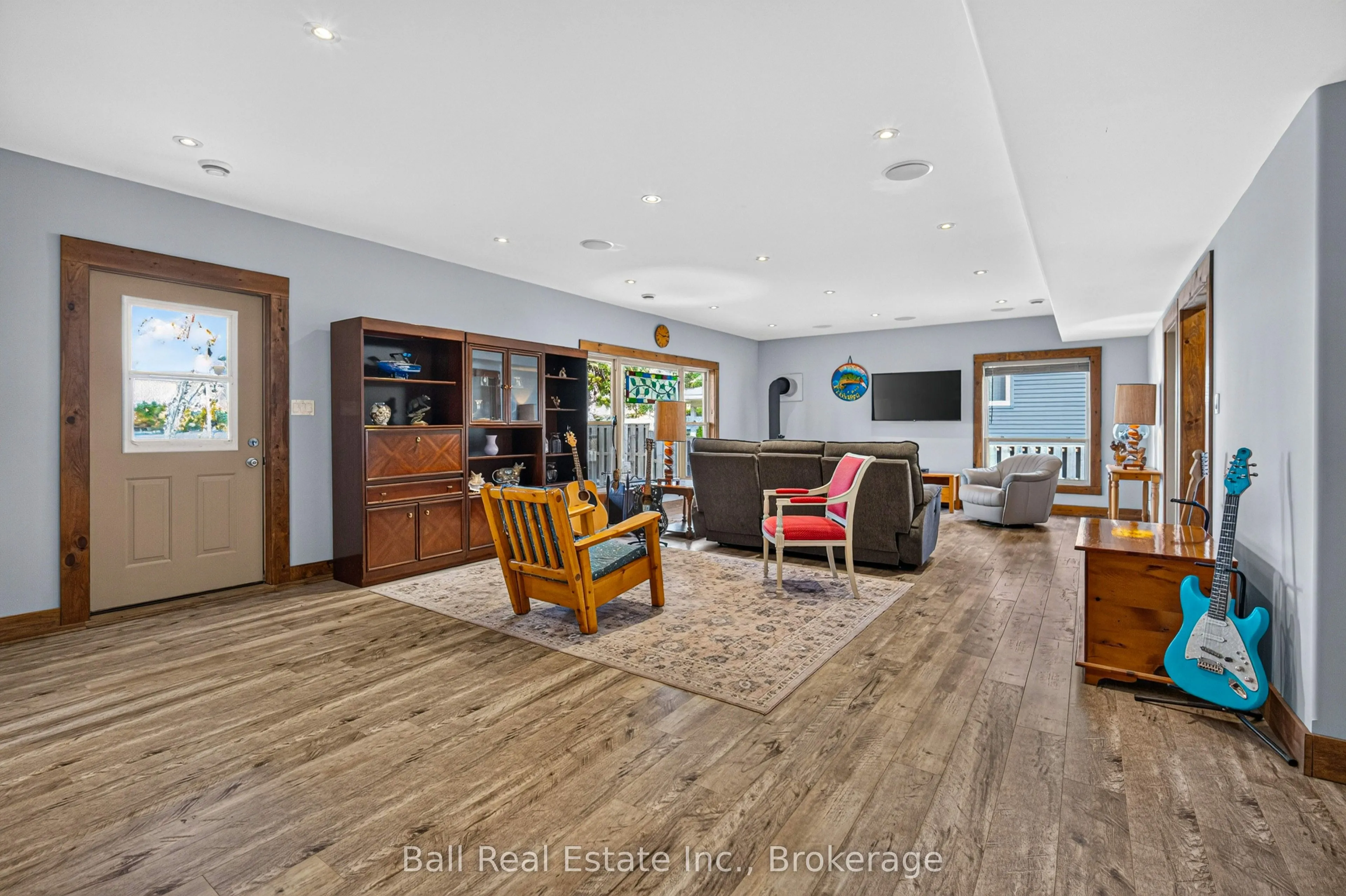 1718 South Bayshore Road W
