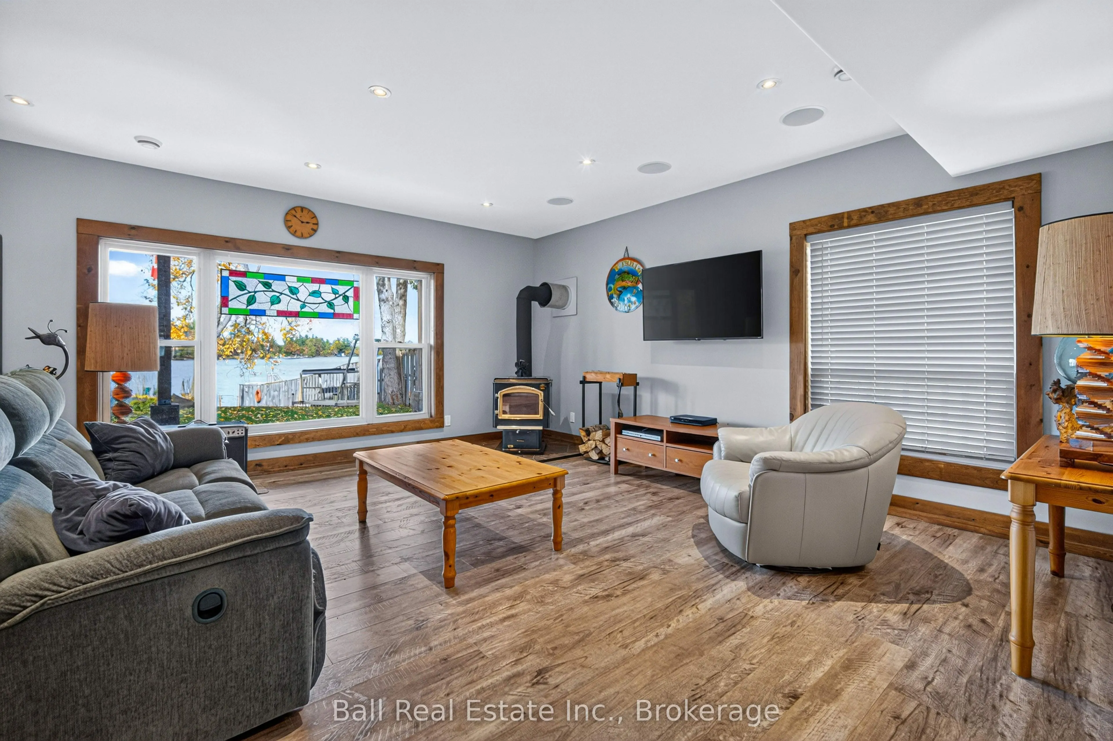 1718 South Bayshore Road W
