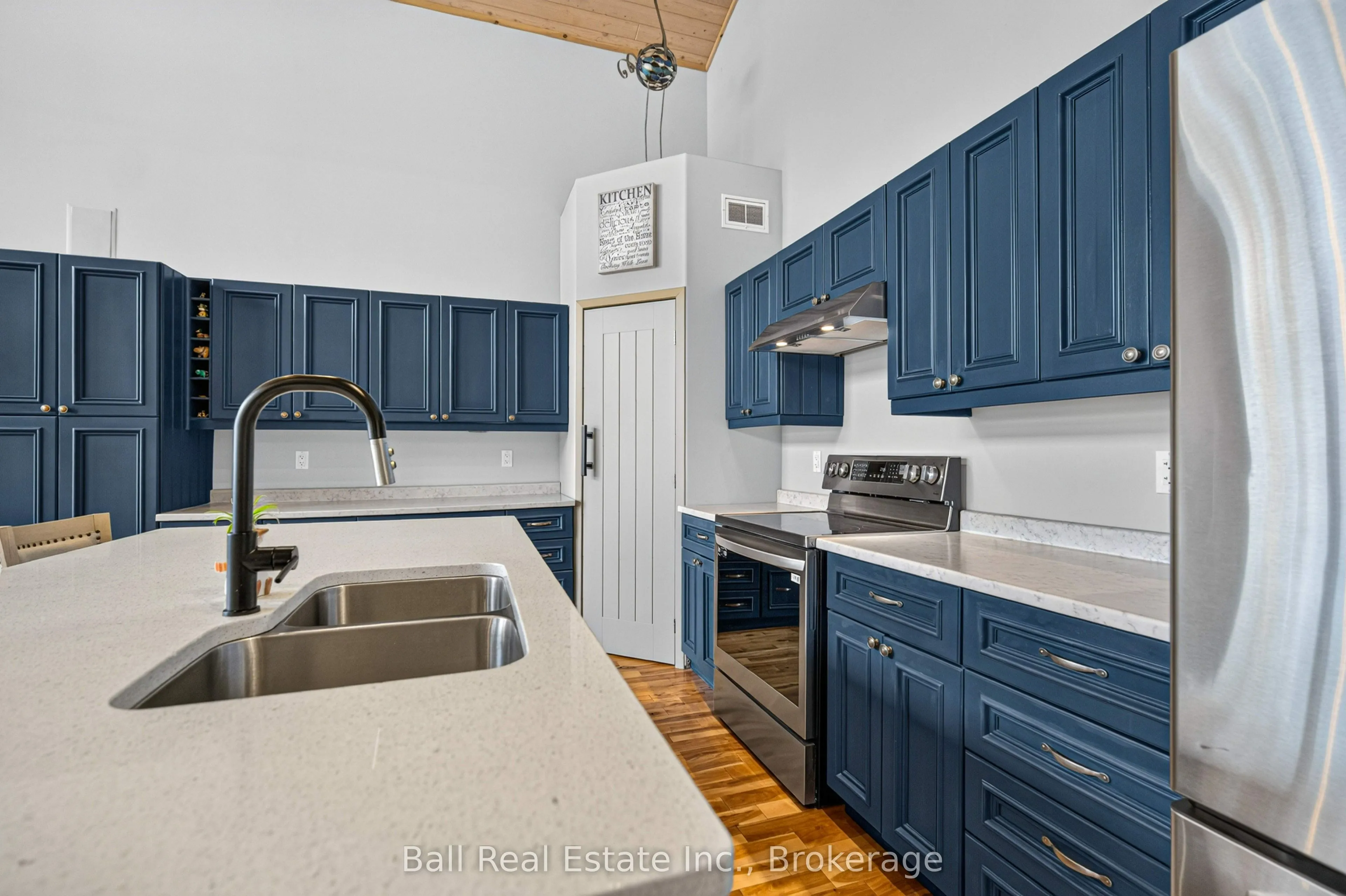 1718 South Bayshore Road W