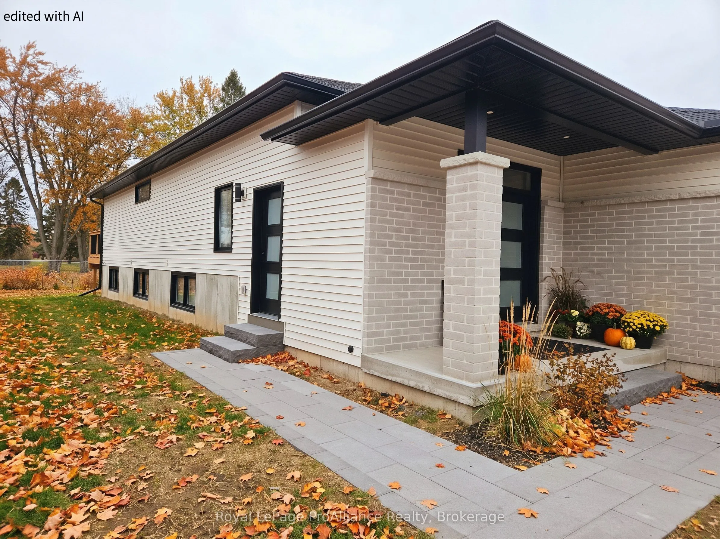 8 Aldersgate Drive #B
