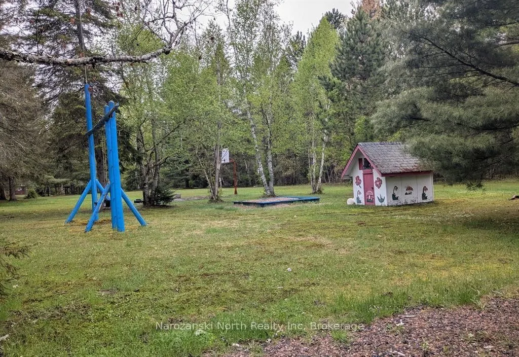 836 Lake Nipissing Road