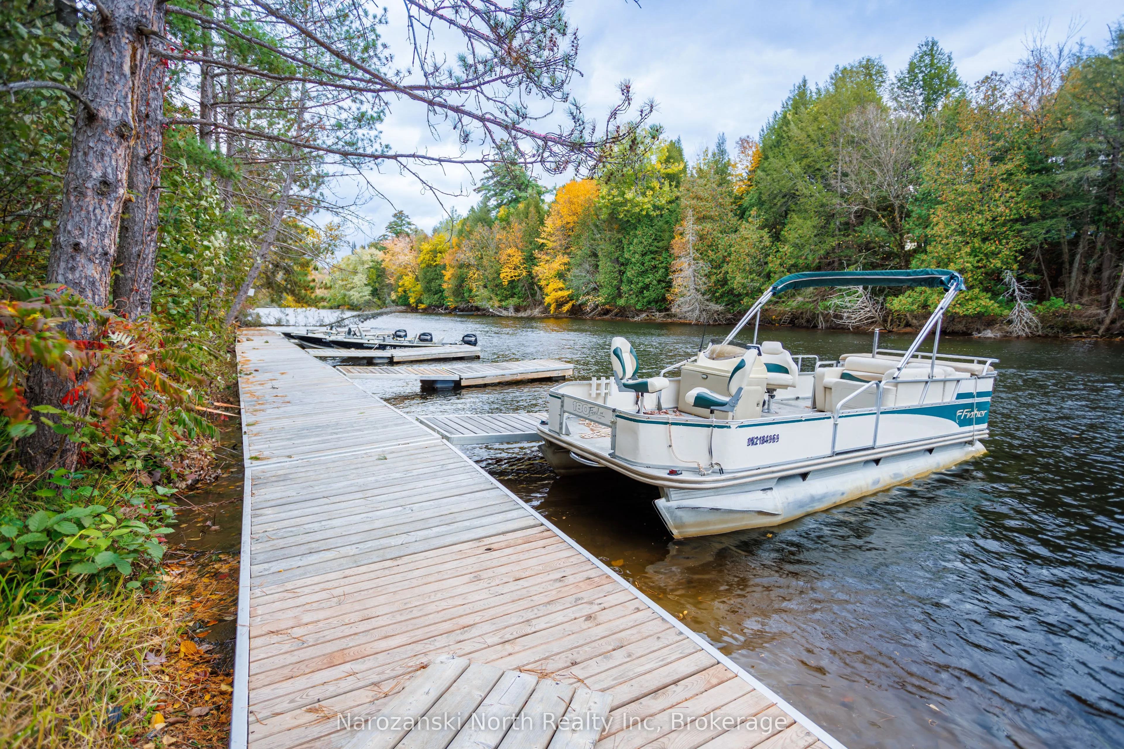 836 Lake Nipissing Road