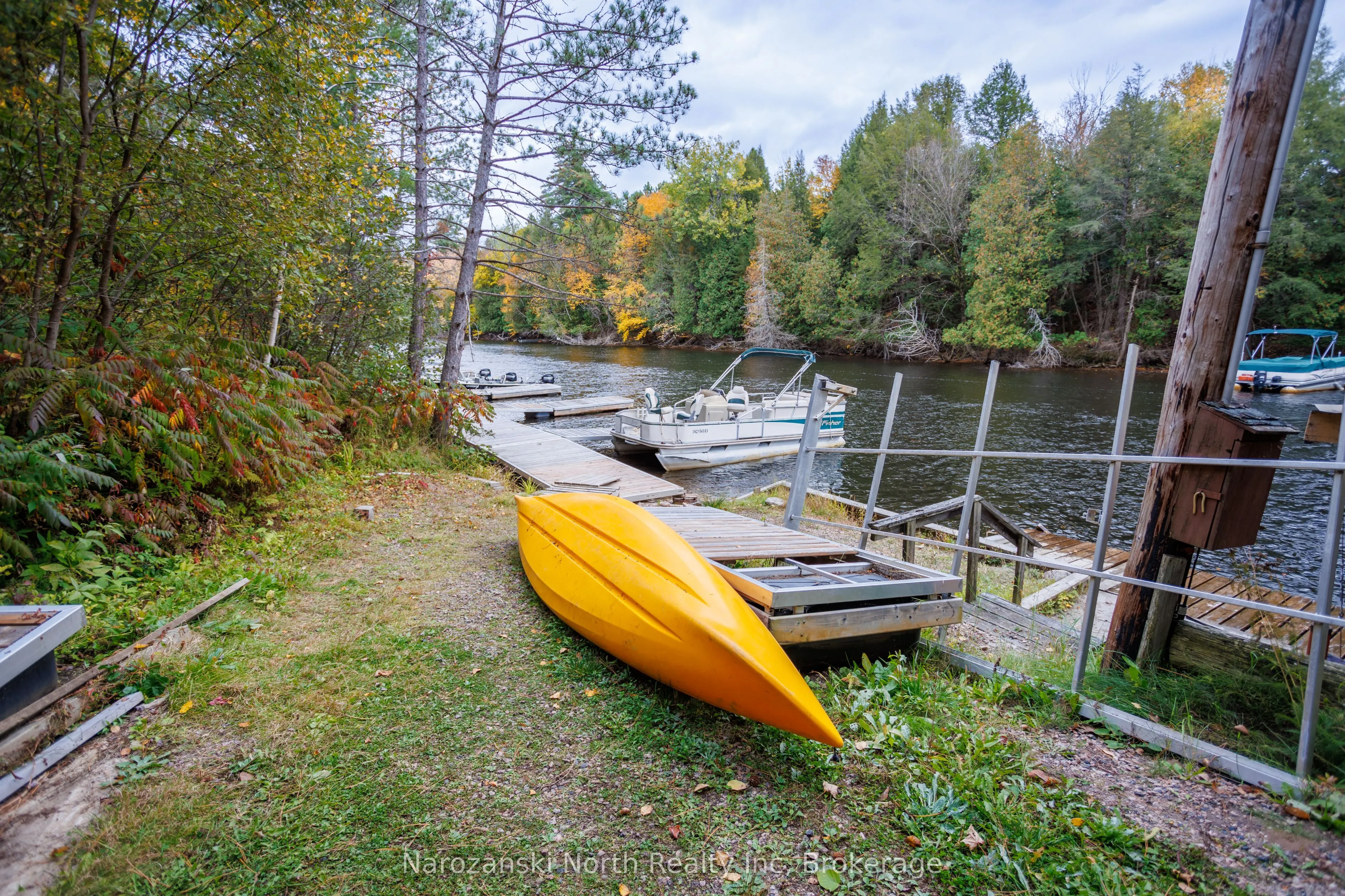 836 Lake Nipissing Road
