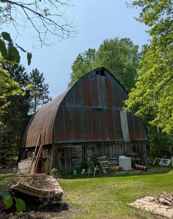 836 Lake Nipissing Road