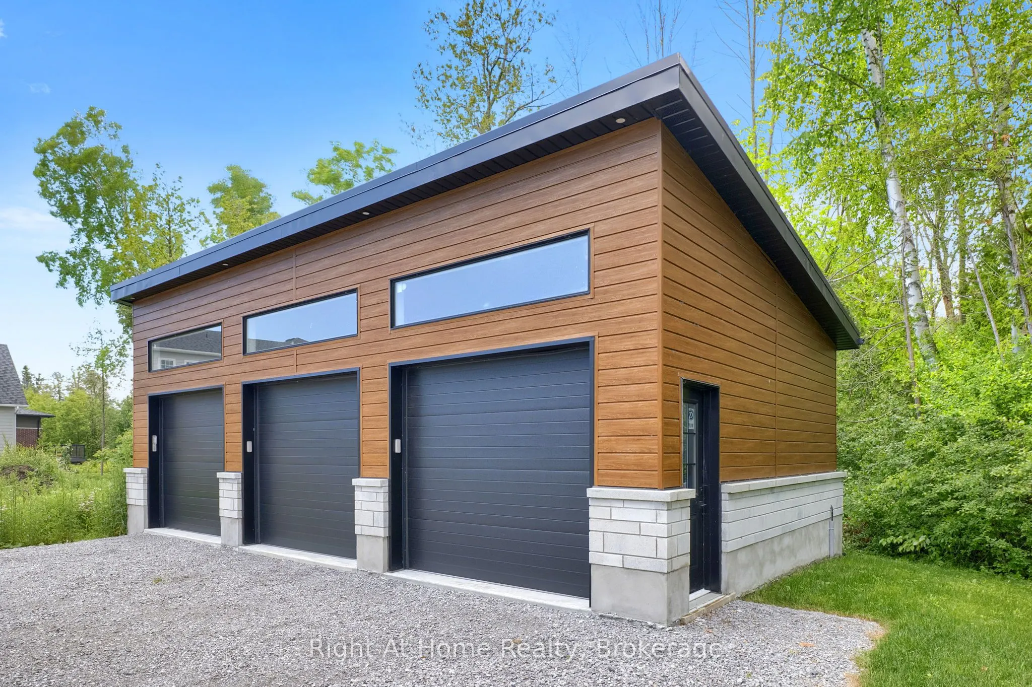 213 Suzanne Mess Boulevard