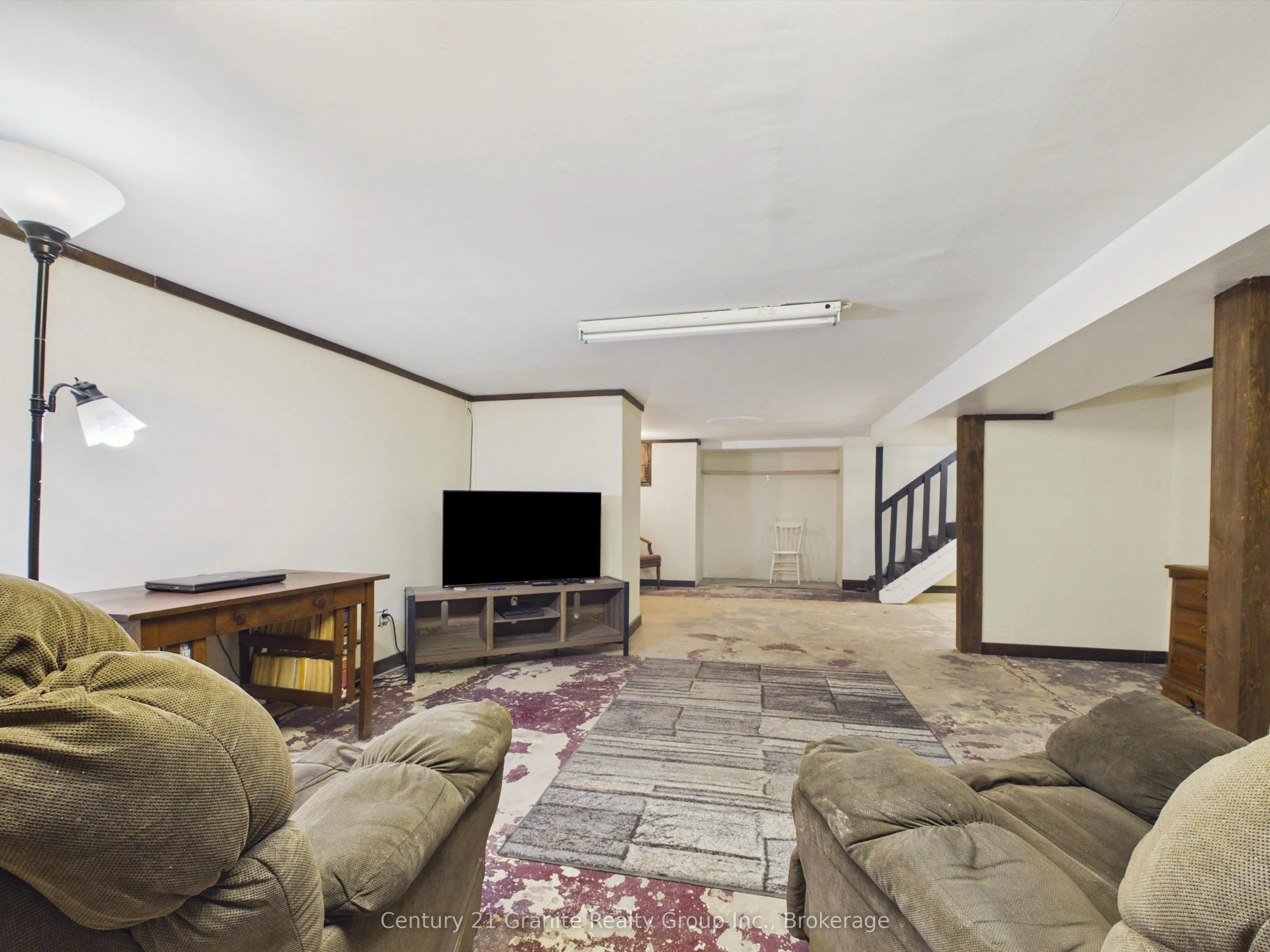 1060 Lees Road