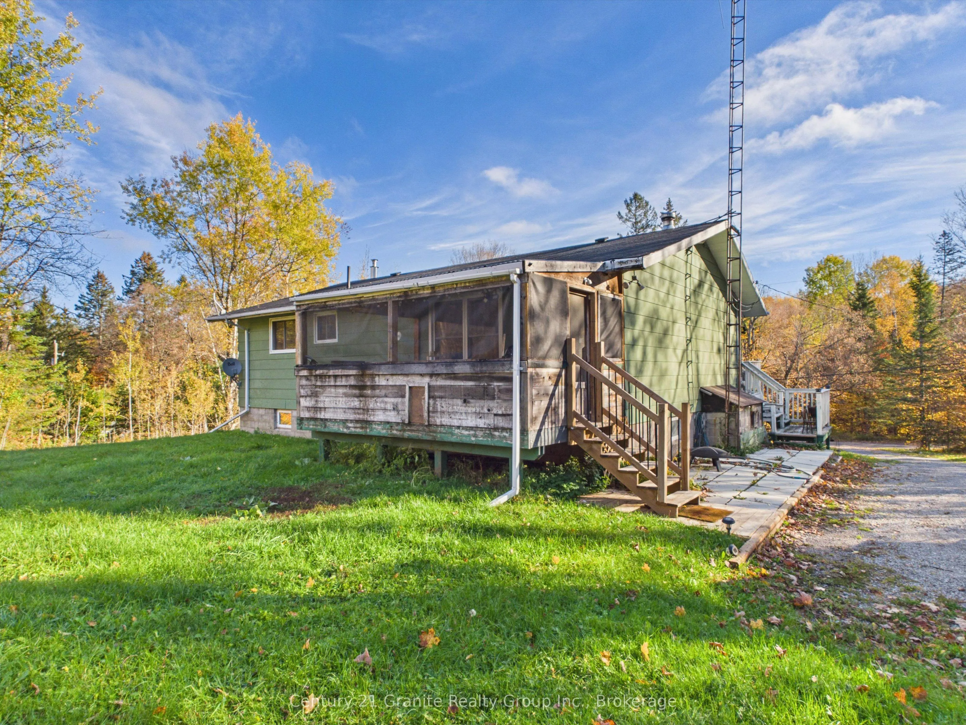 1060 Lees Road
