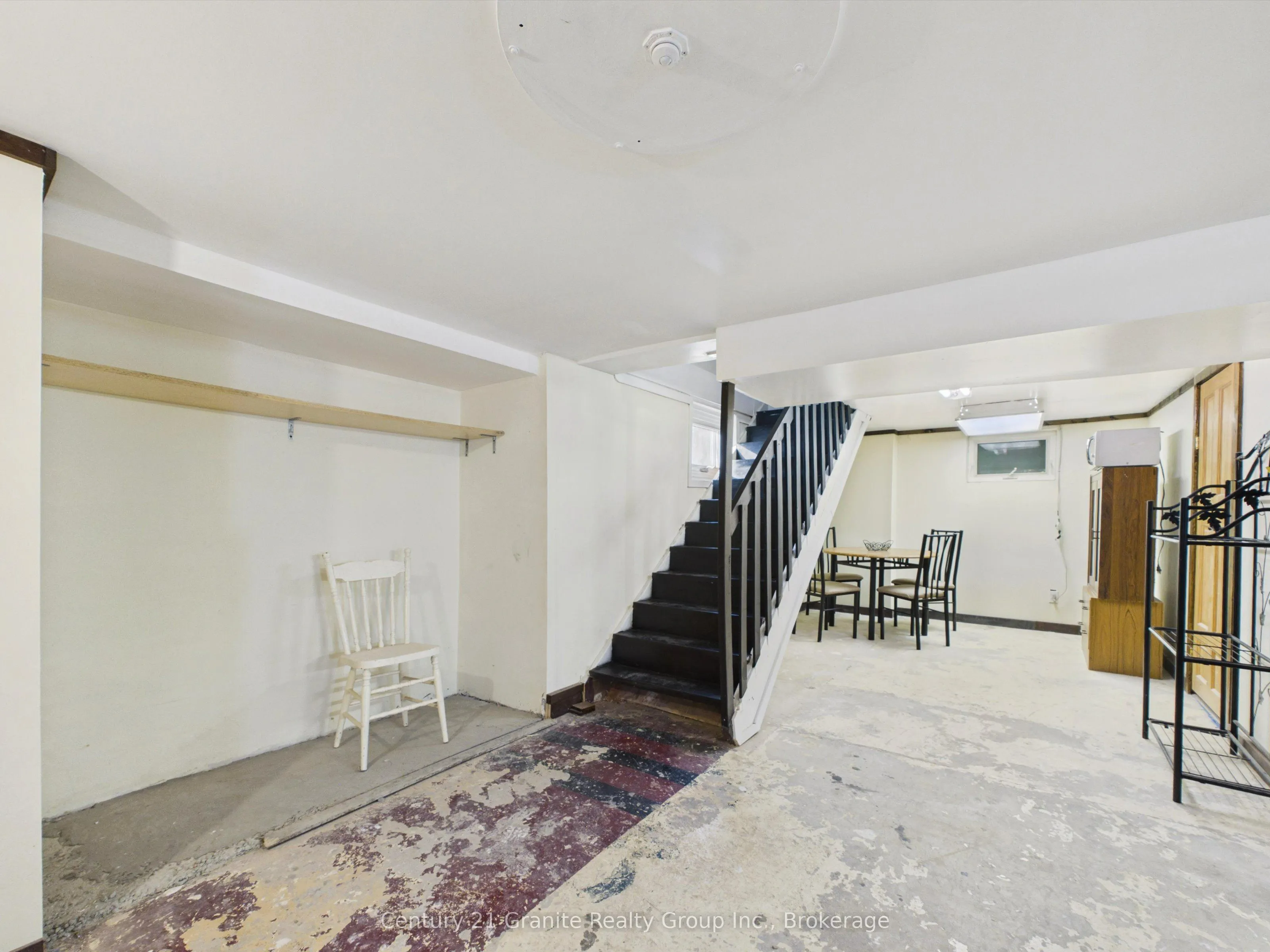 1060 Lees Road