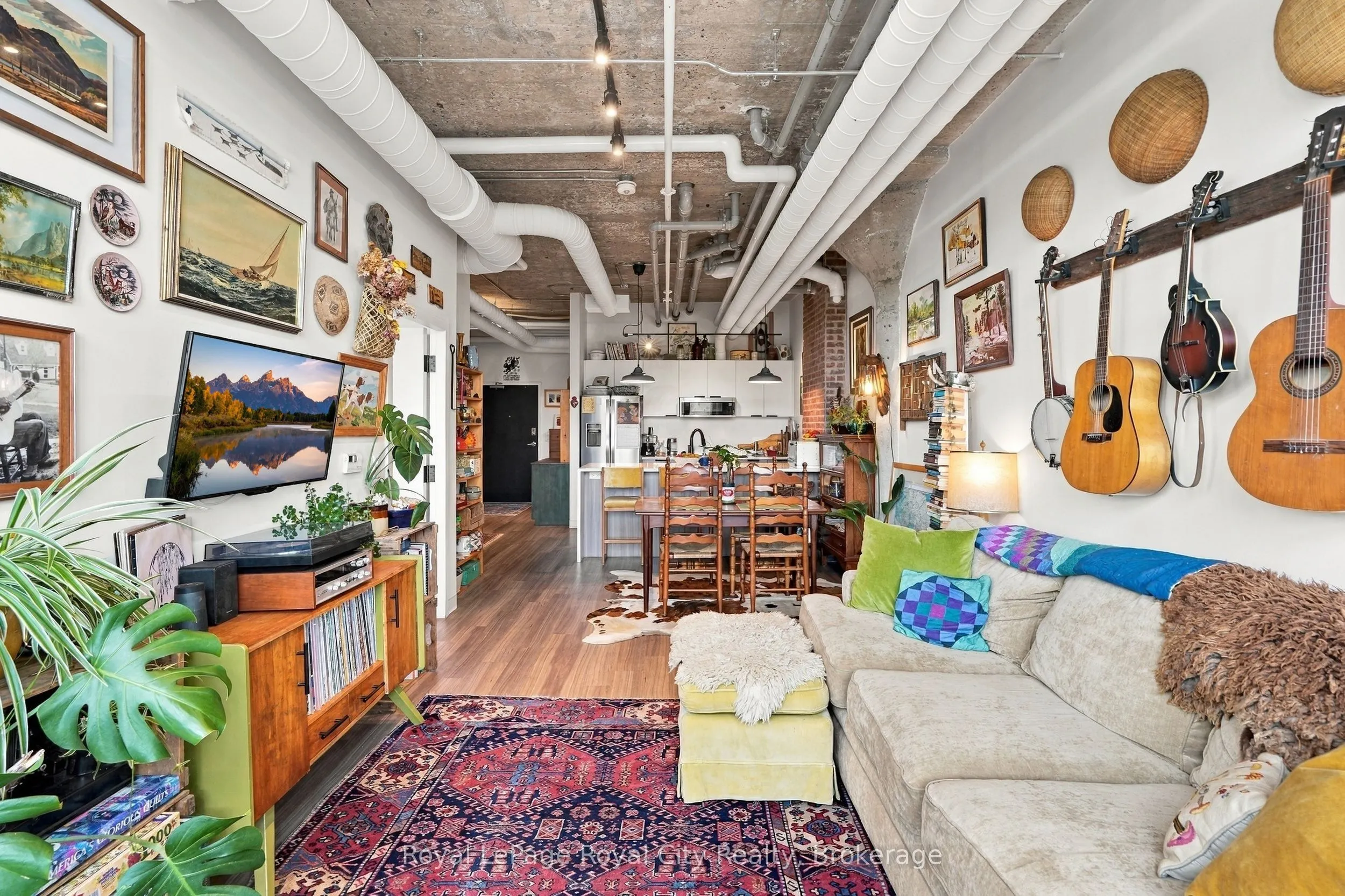 120 Huron Street #409
