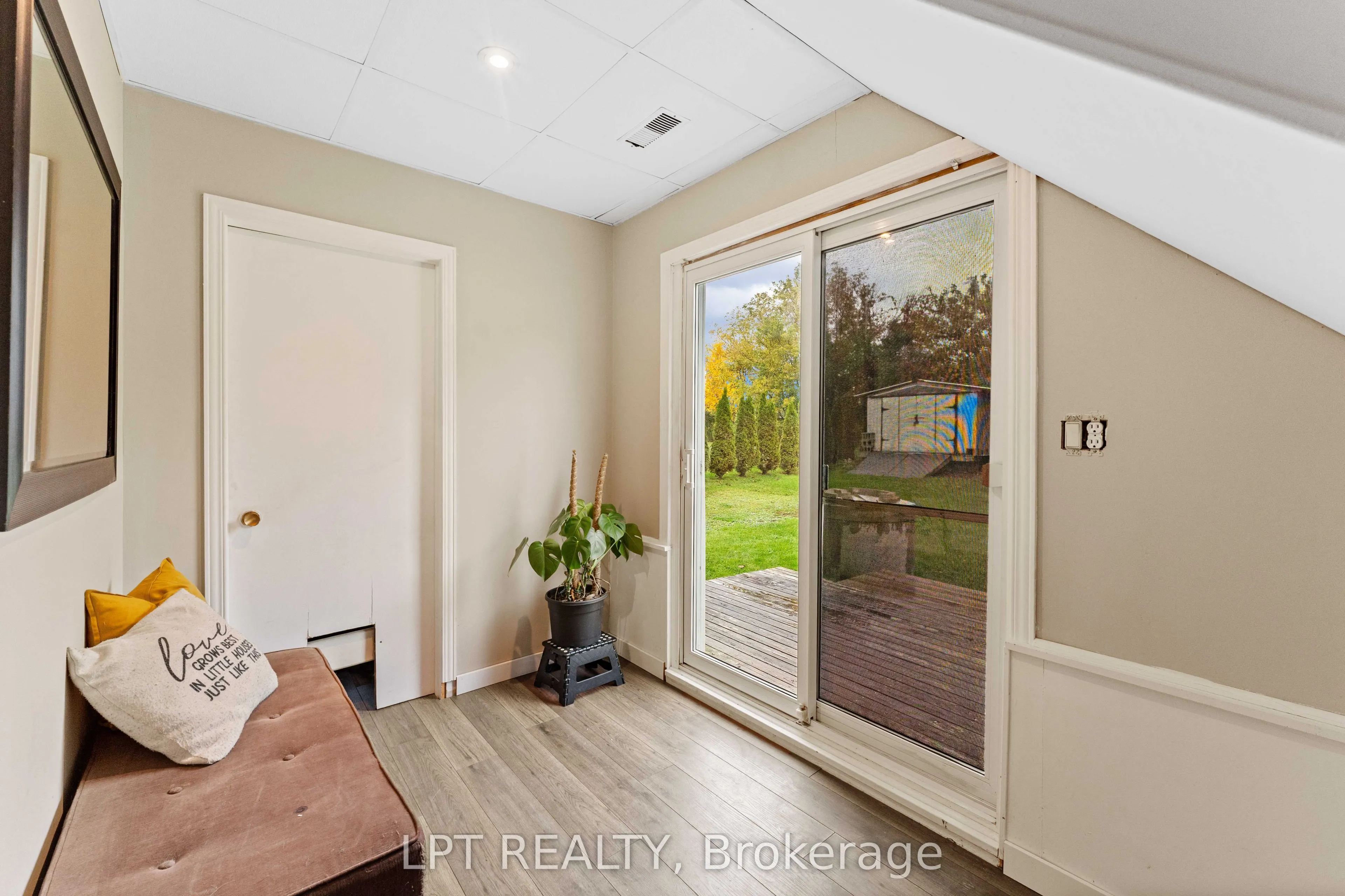75 Wakeford Road