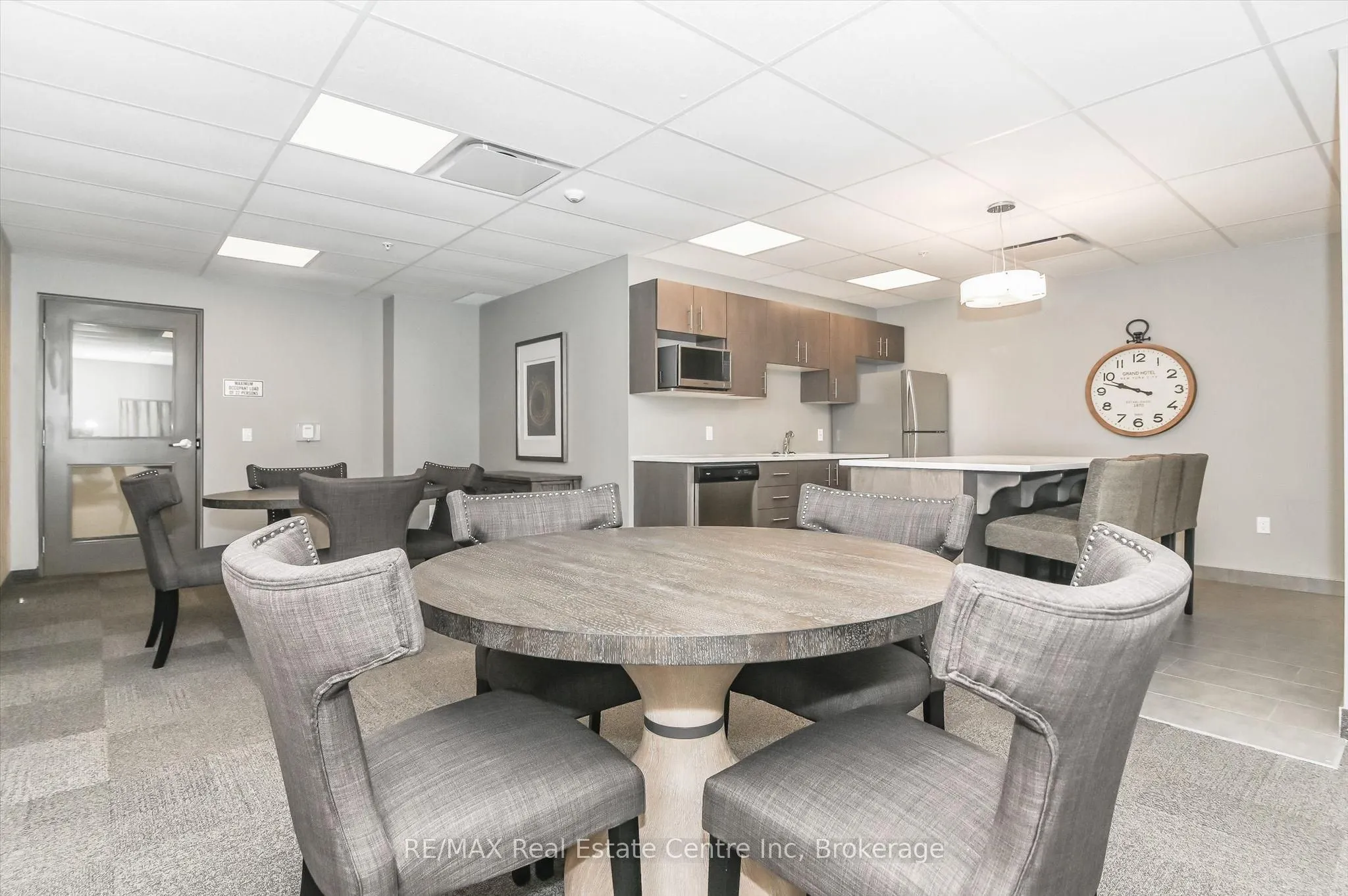 104 SUMMIT RIDGE Drive #106