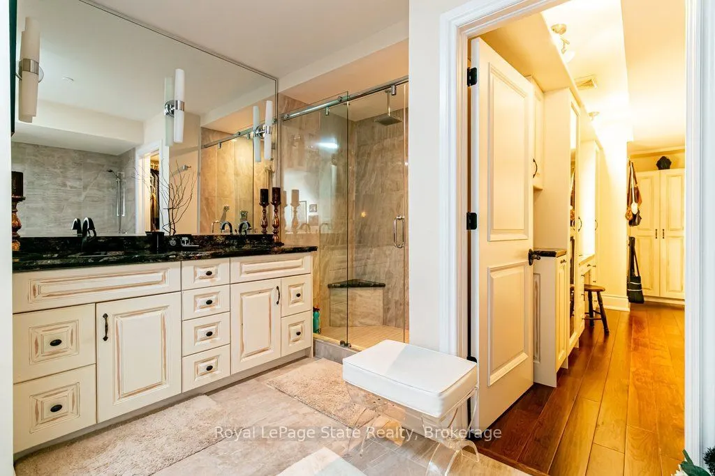 397 King Street W #214