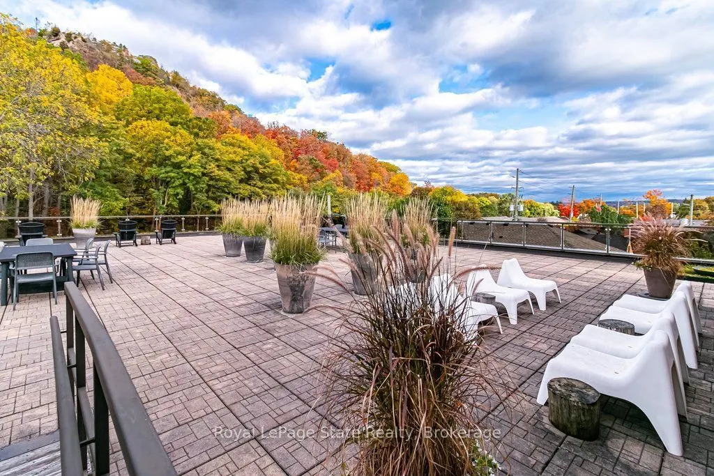 397 King Street W #214