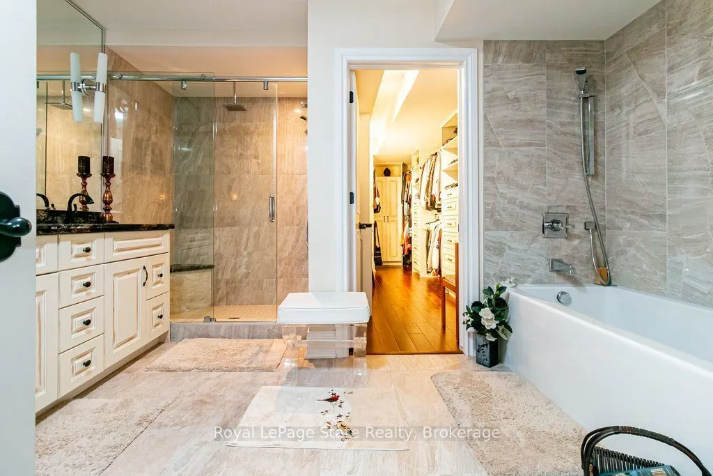 397 King Street W #214