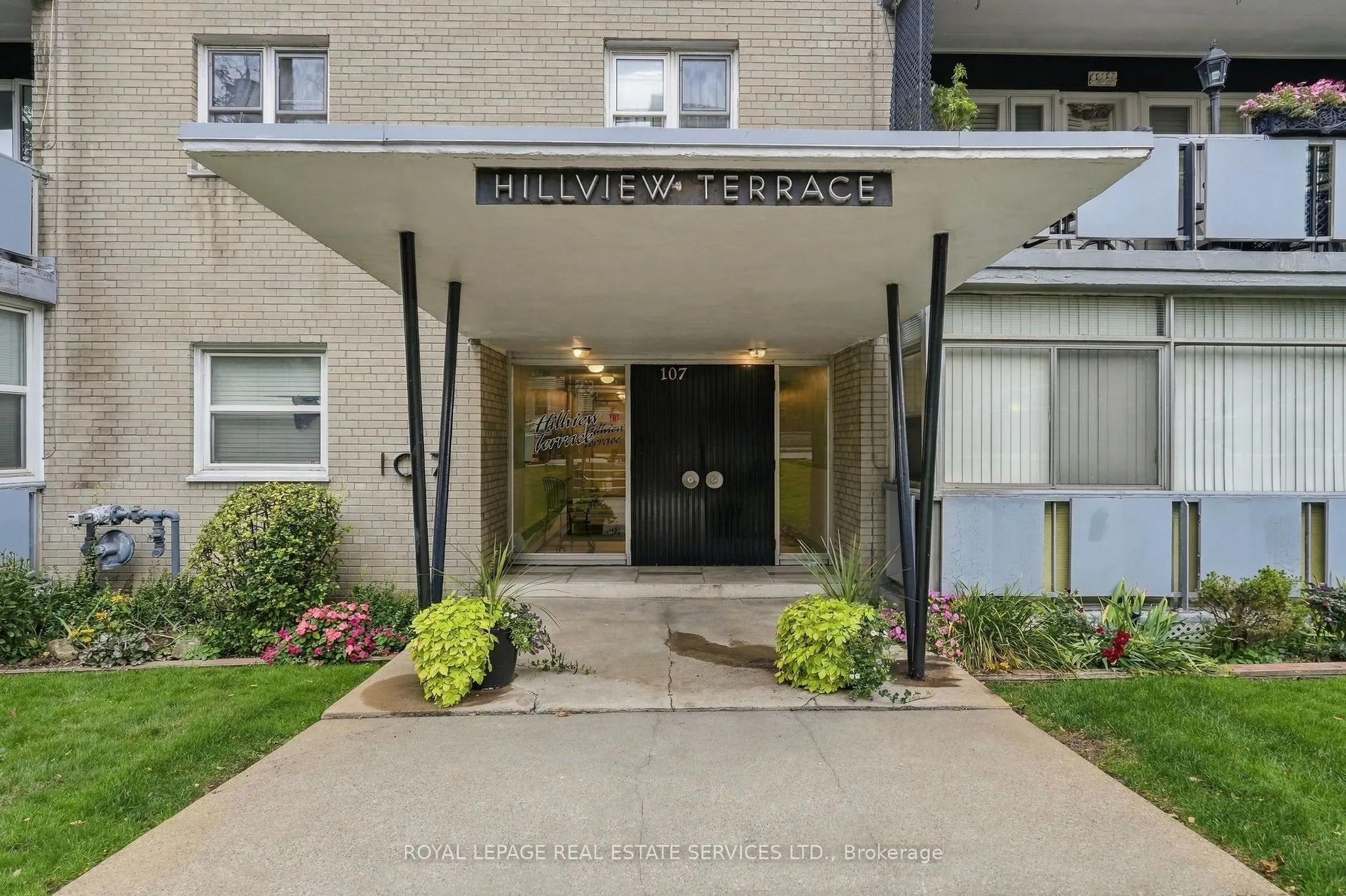 107 St. Joseph's Drive #208