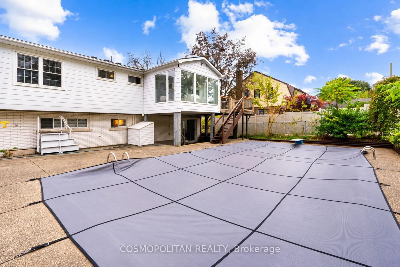 431 NIAGARA Boulevard
