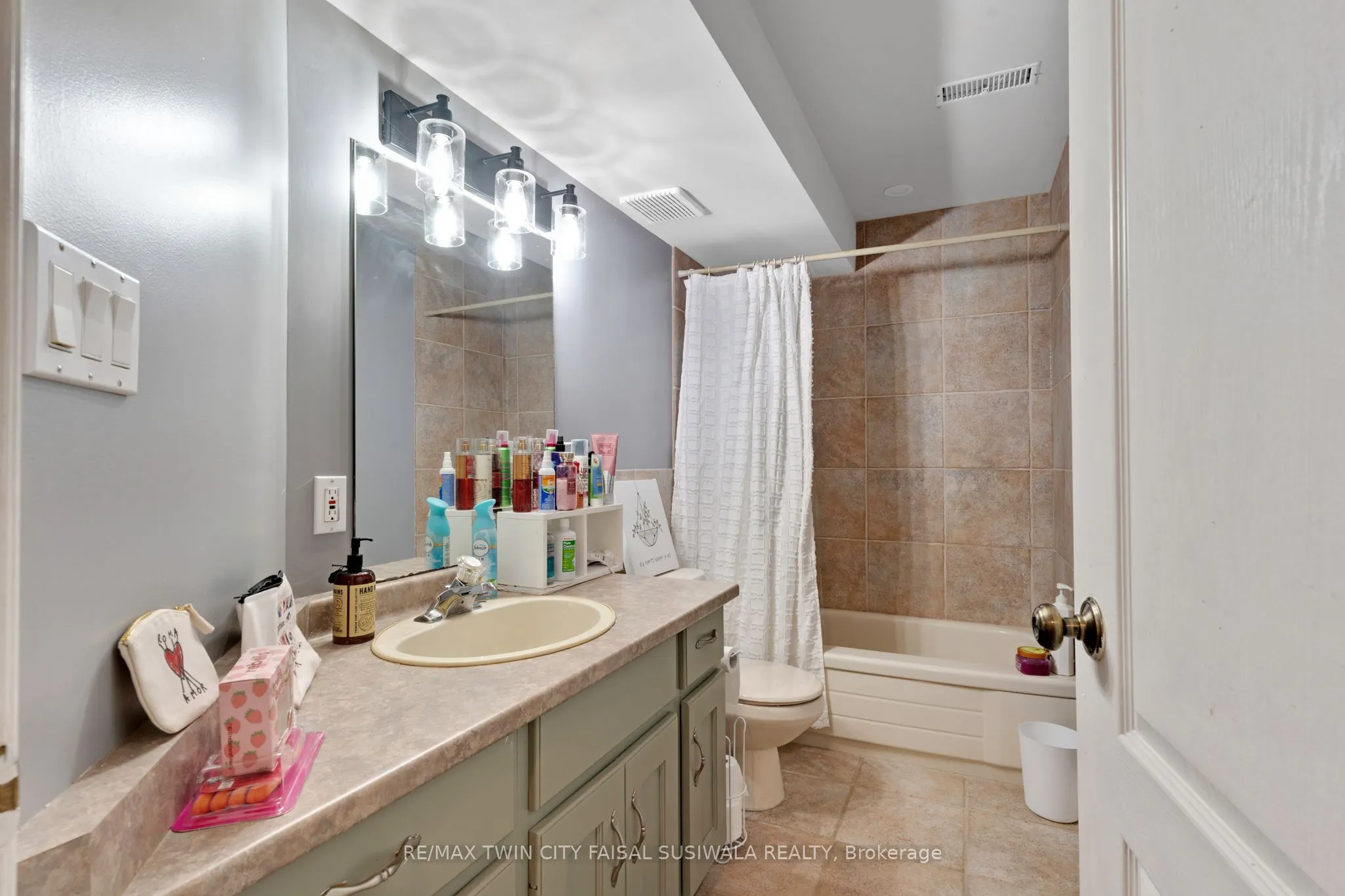3 Appaloosa Trail