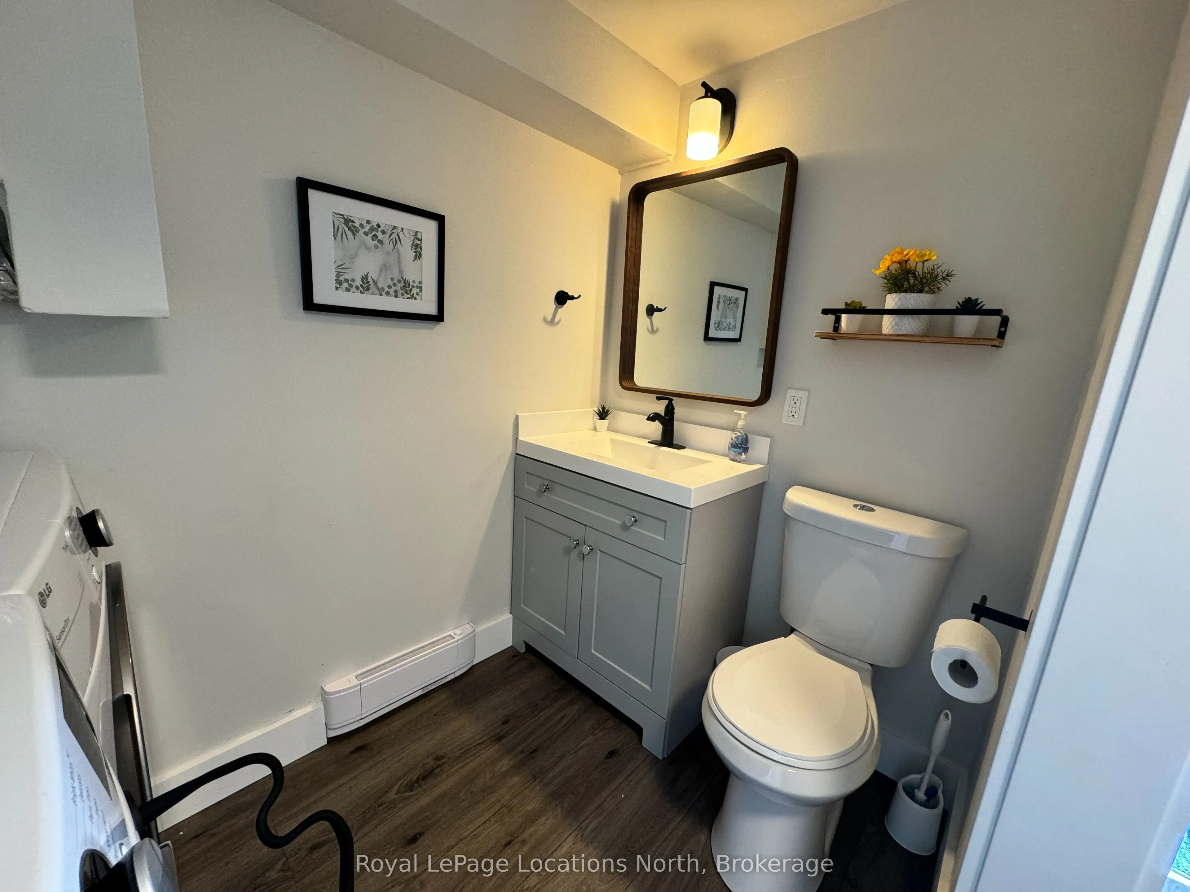 127 Alfred Street W #17