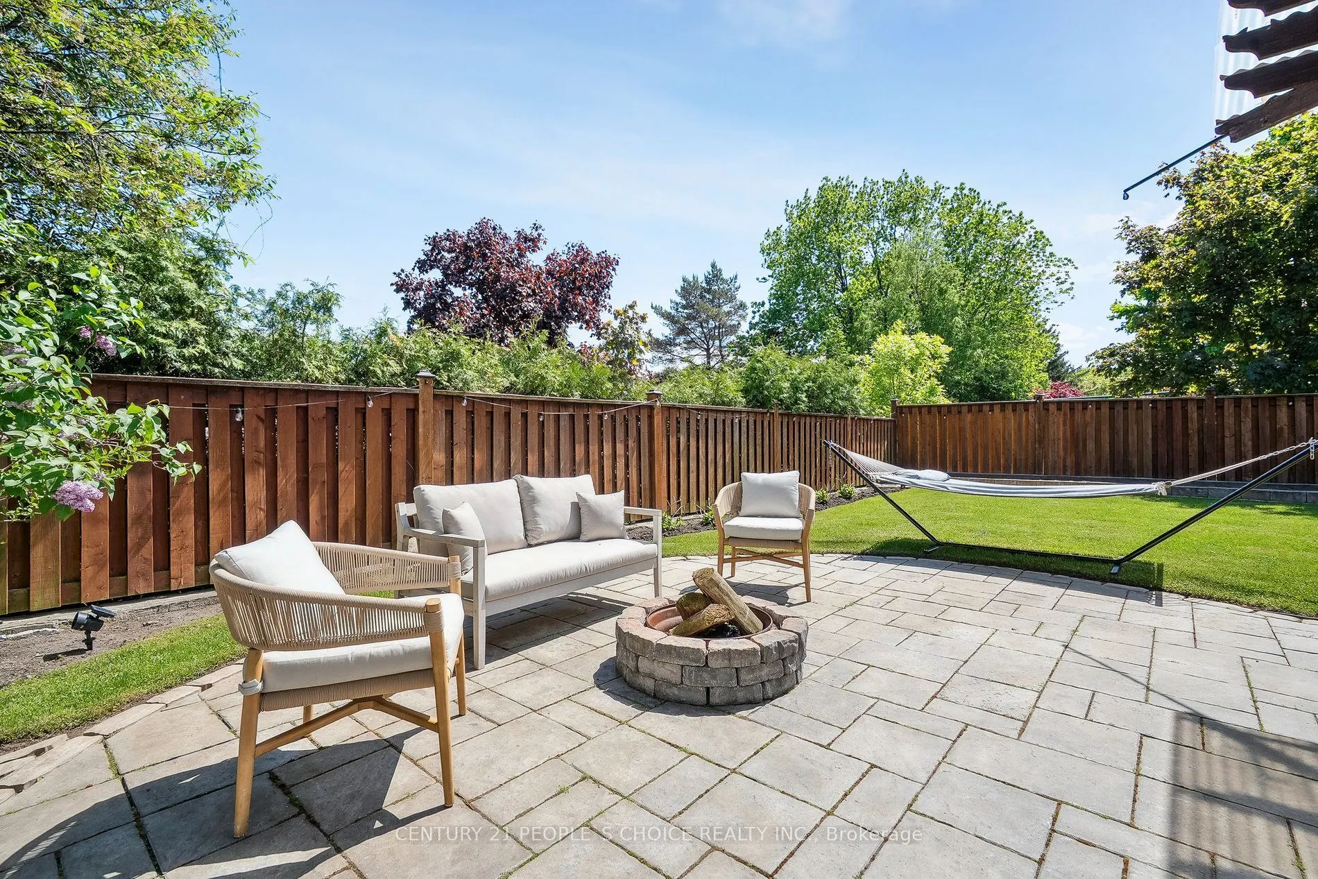 7 Carl Crescent