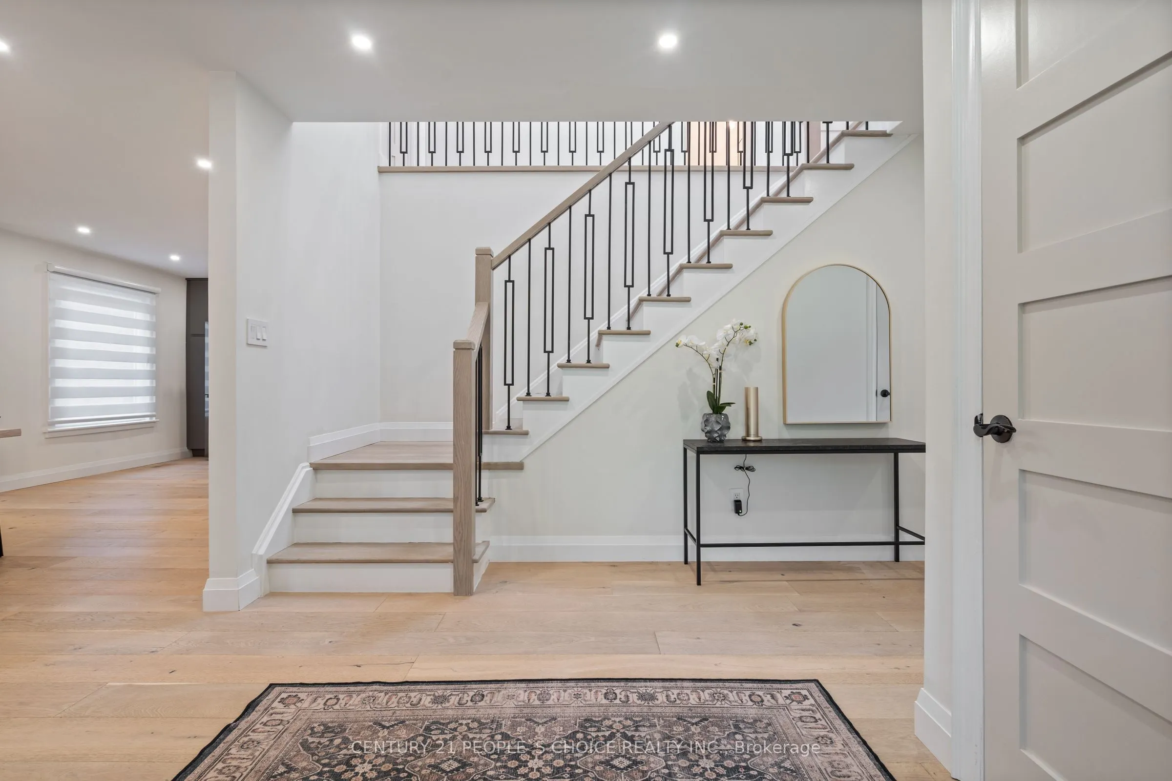 7 Carl Crescent