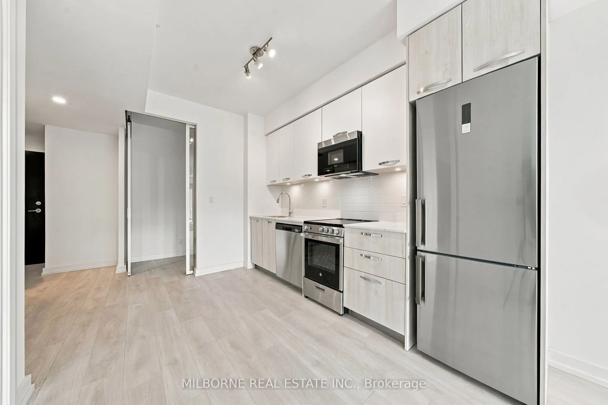 75 James Street S #309