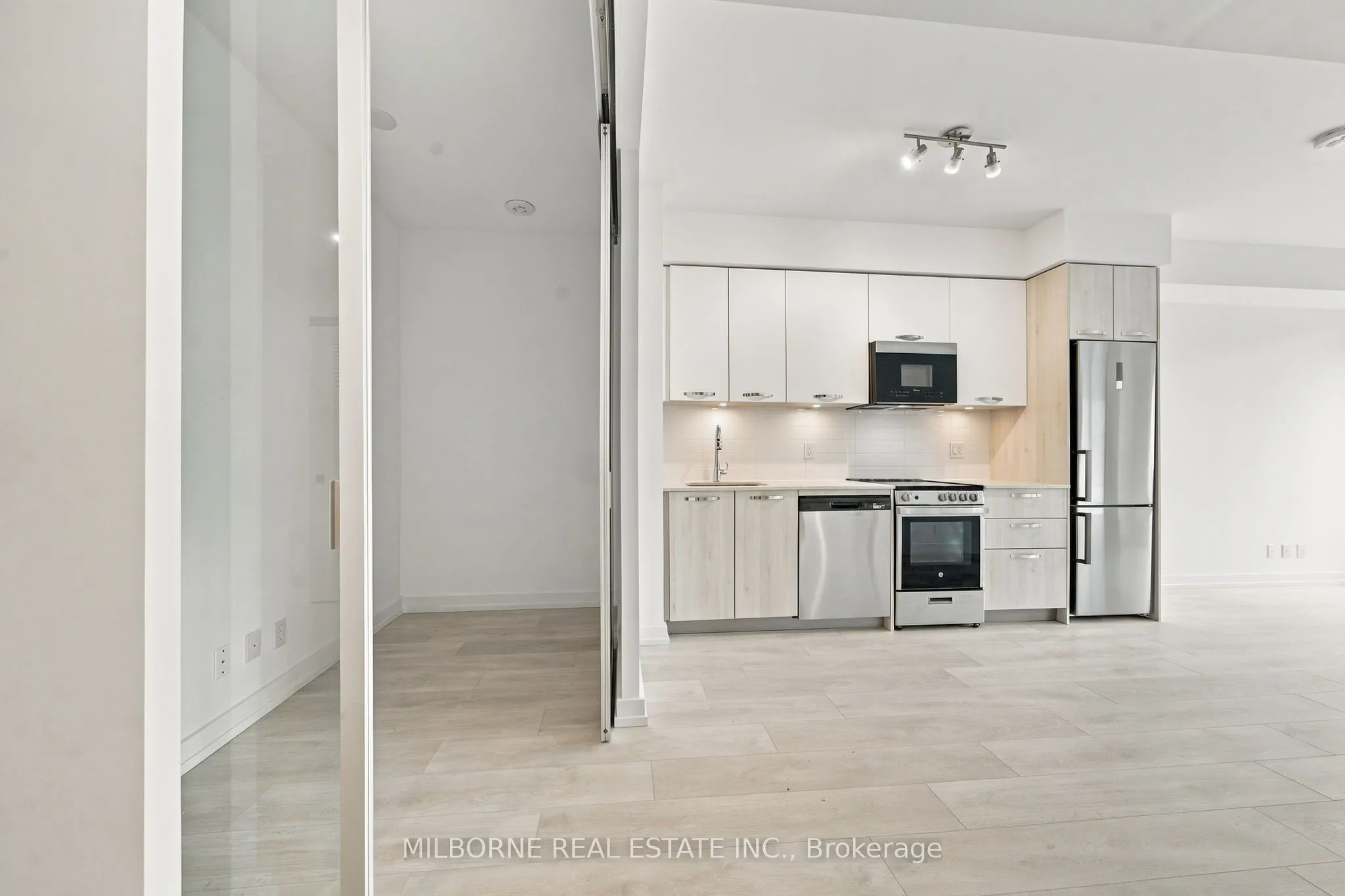 75 James Street S #309