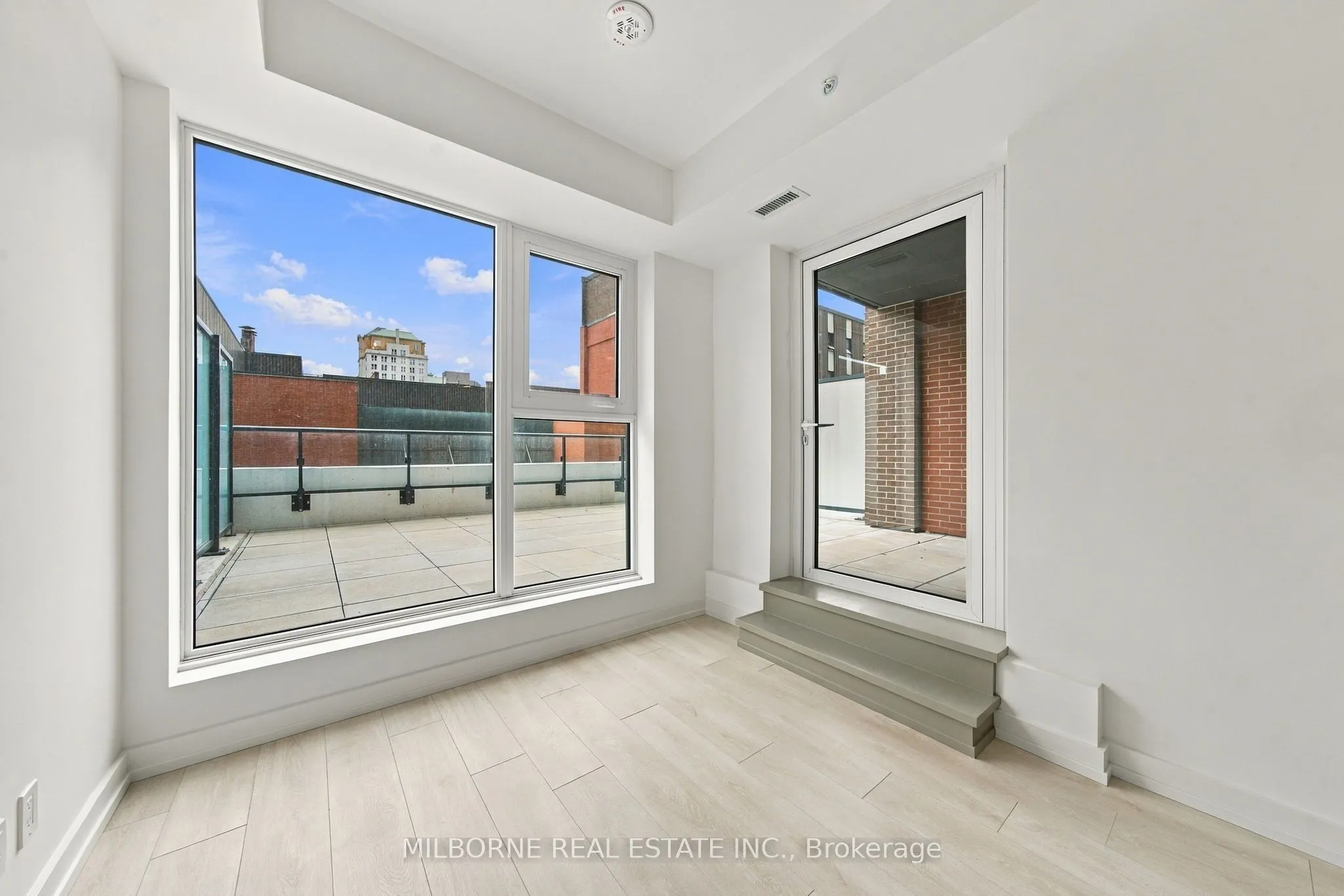 75 James Street S #309