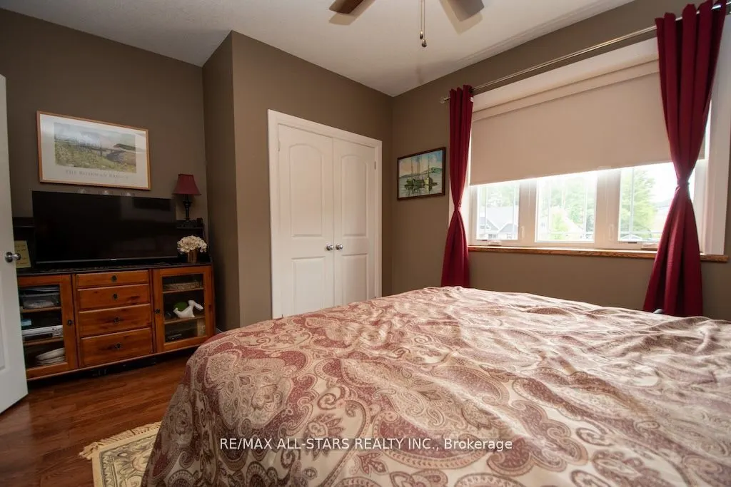 15 Rustlewood Avenue