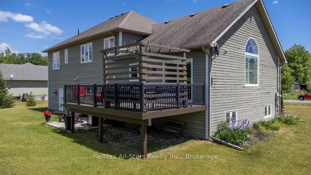 15 Rustlewood Avenue