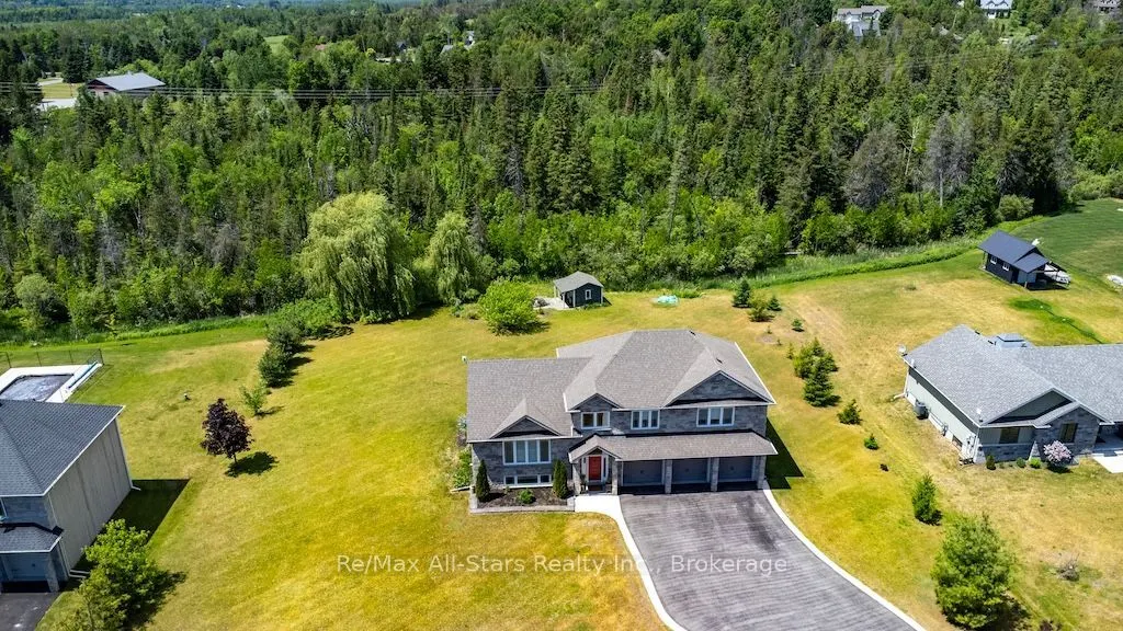 15 Rustlewood Avenue