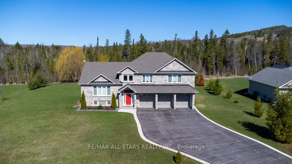 15 Rustlewood Avenue