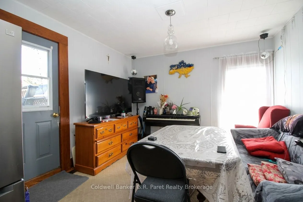 39 Norfolk Street N