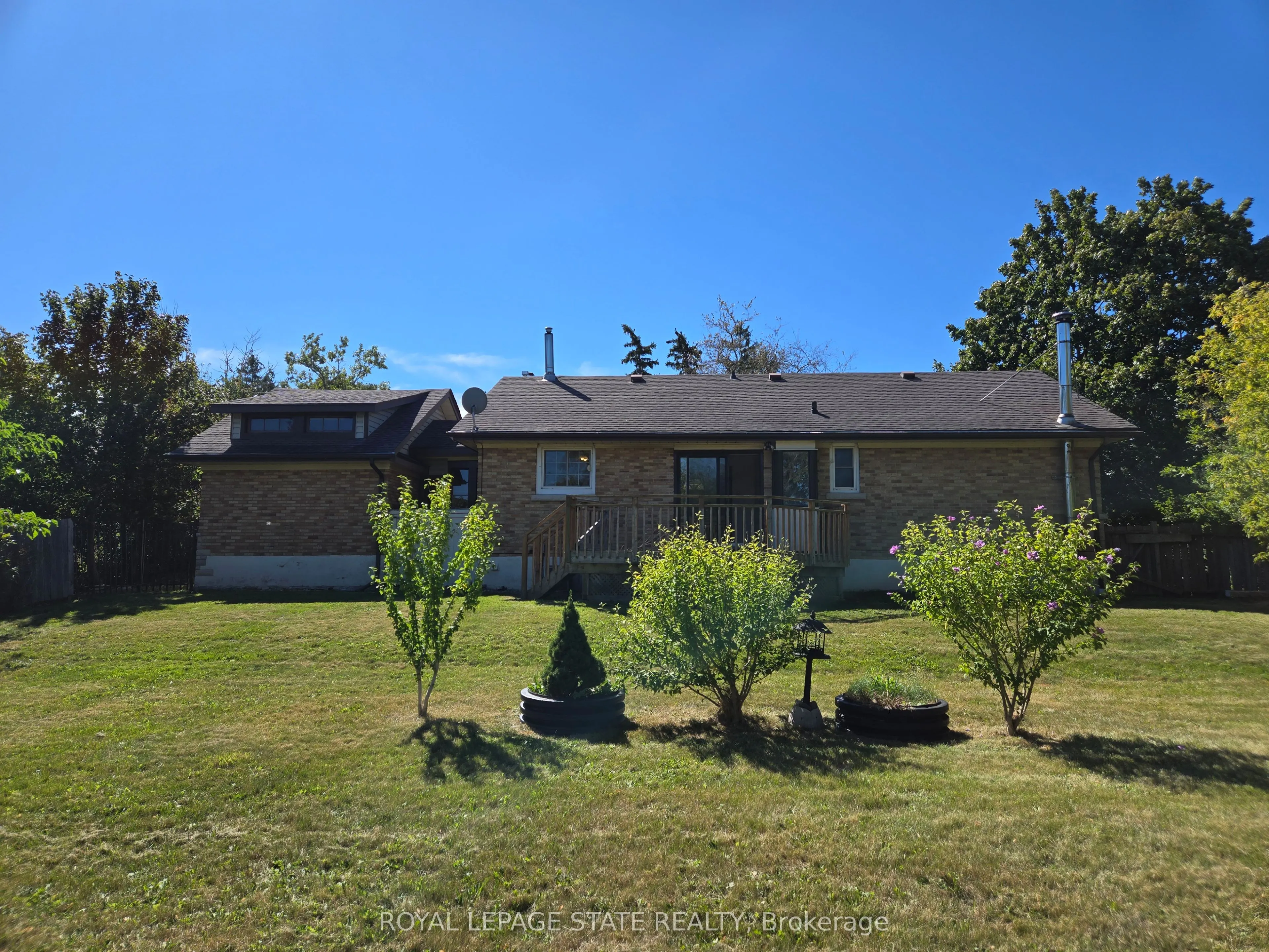 538 Main Street W