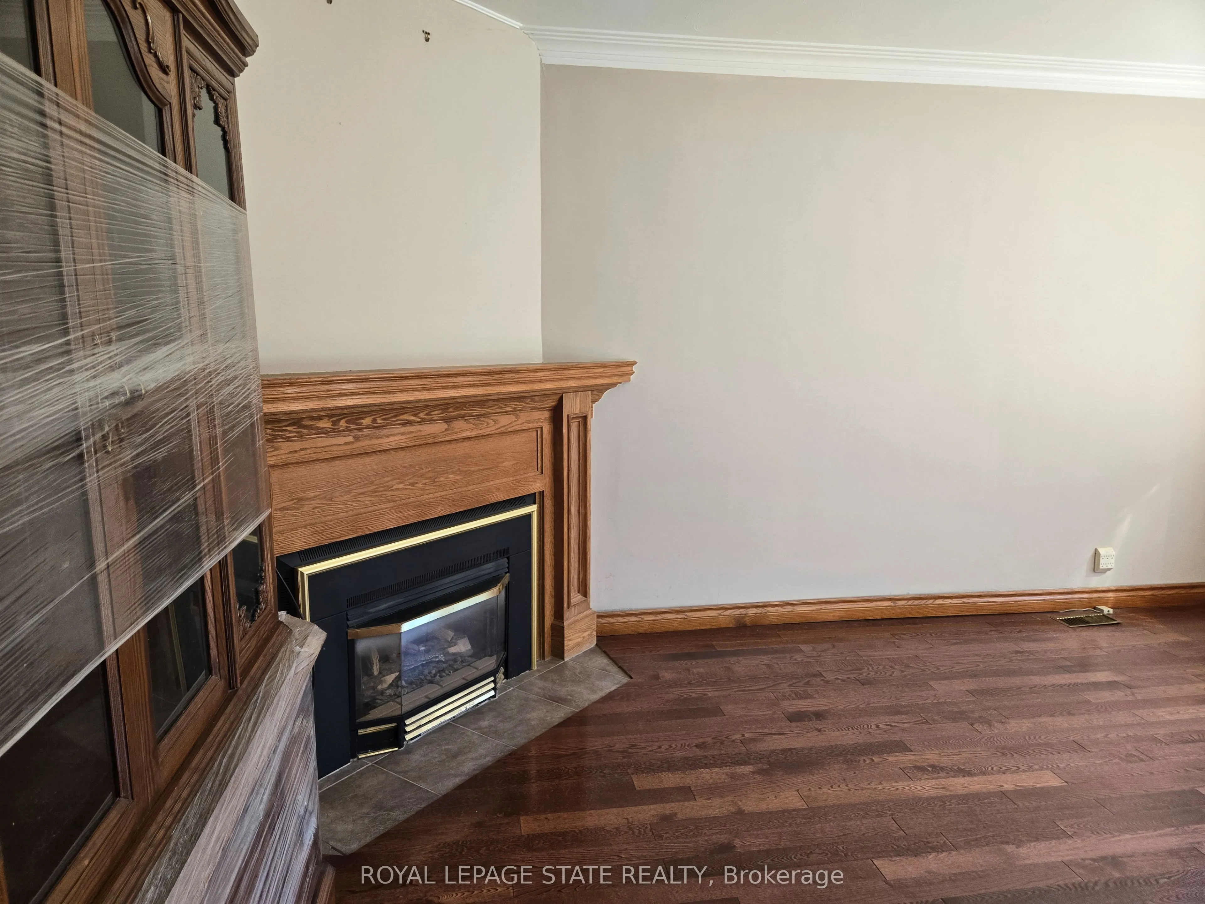 538 Main Street W