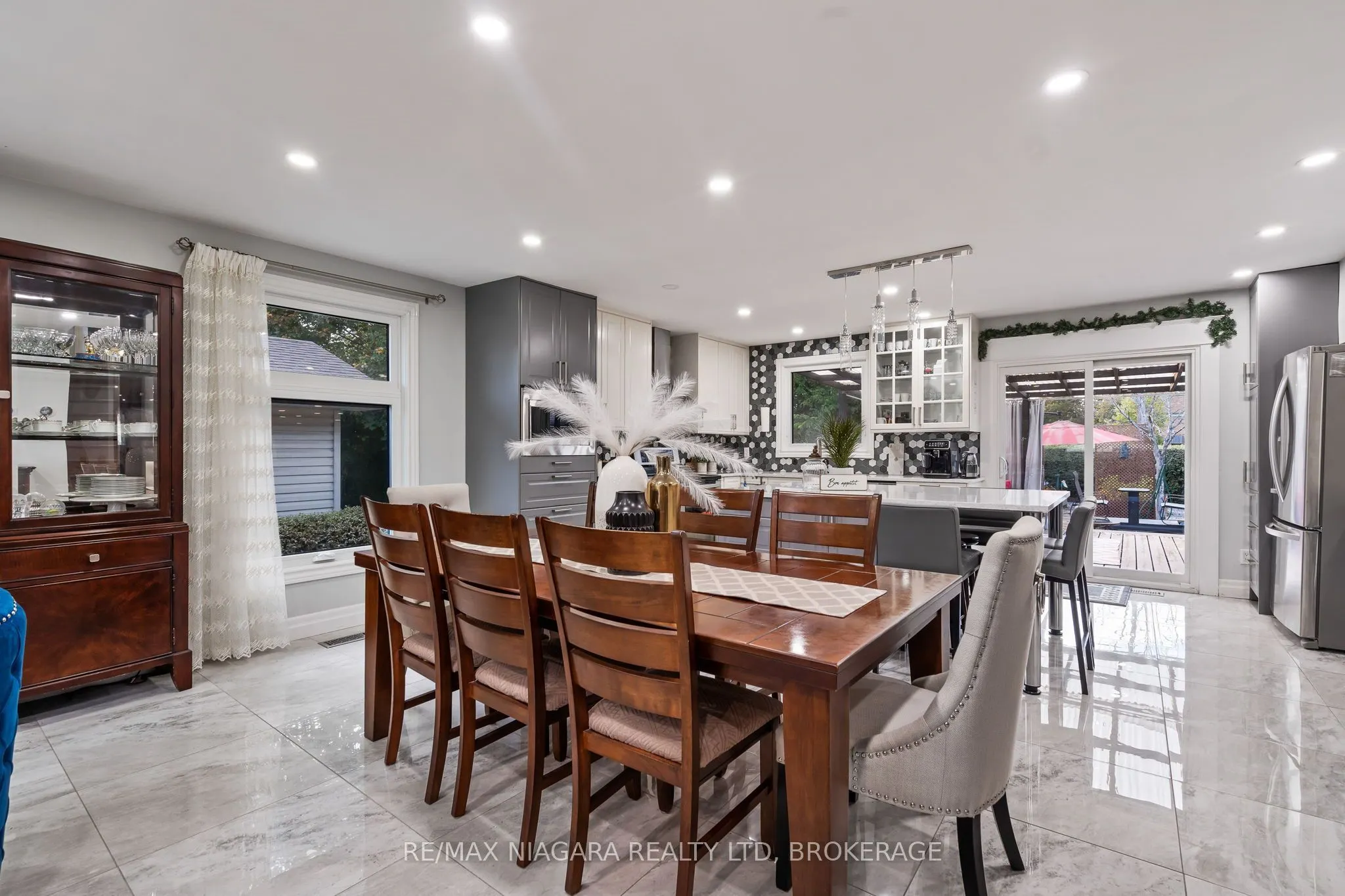 31 Jessica Drive