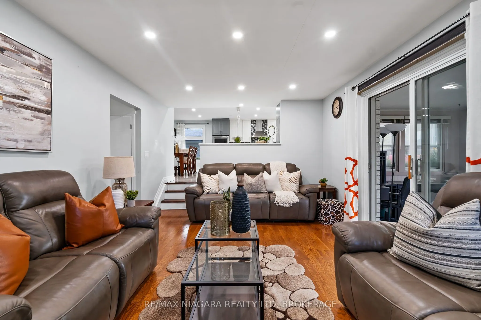 31 Jessica Drive