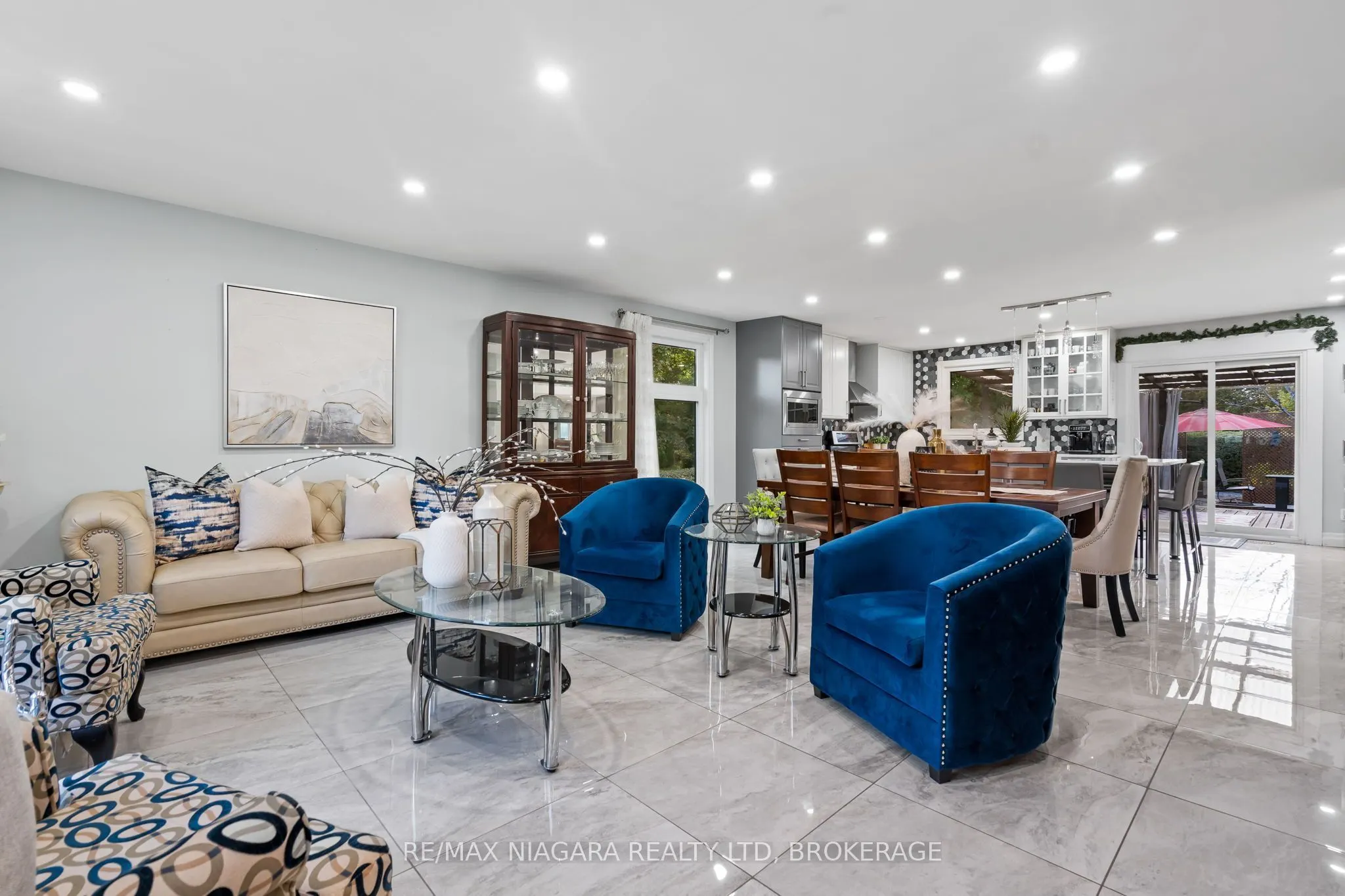 31 Jessica Drive