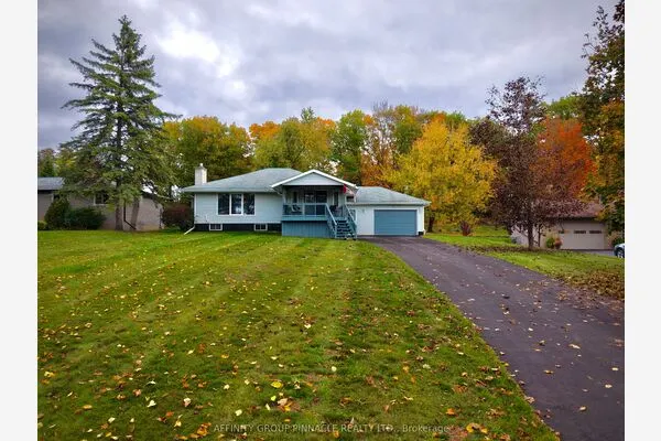 30 Cove Road