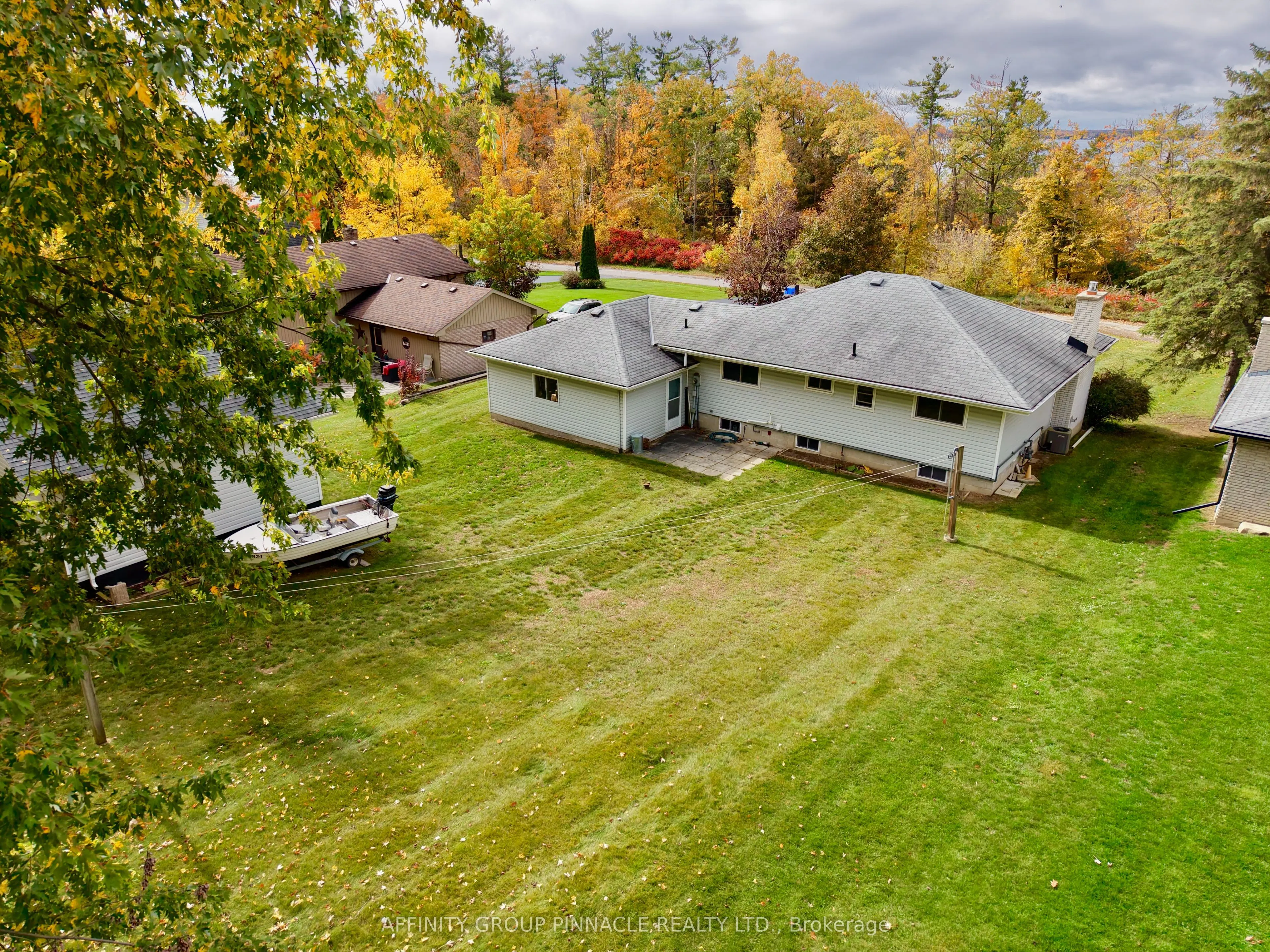 30 Cove Road