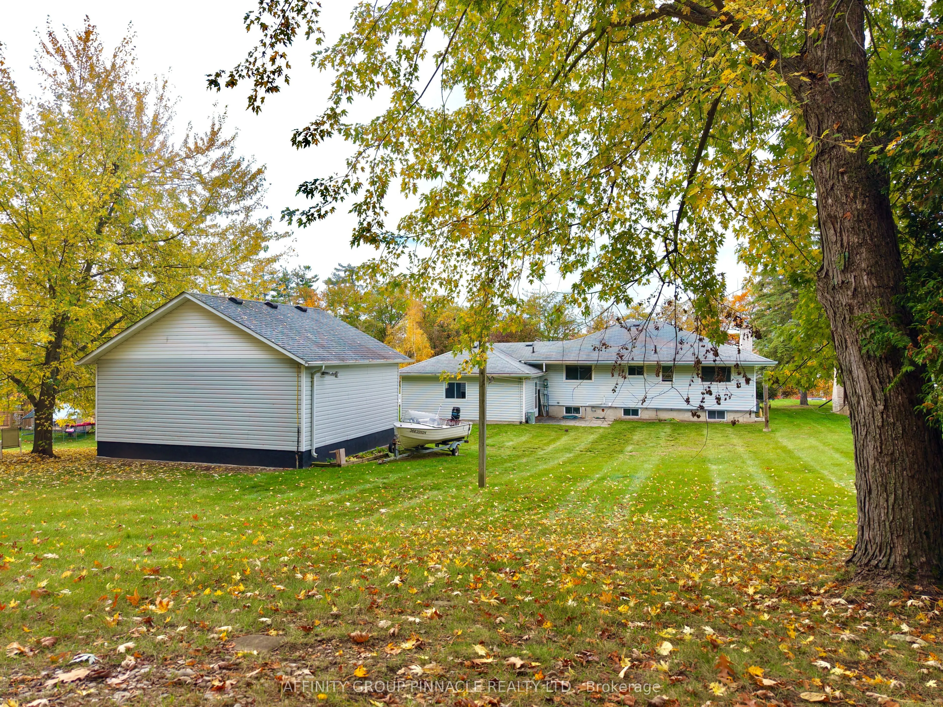 30 Cove Road