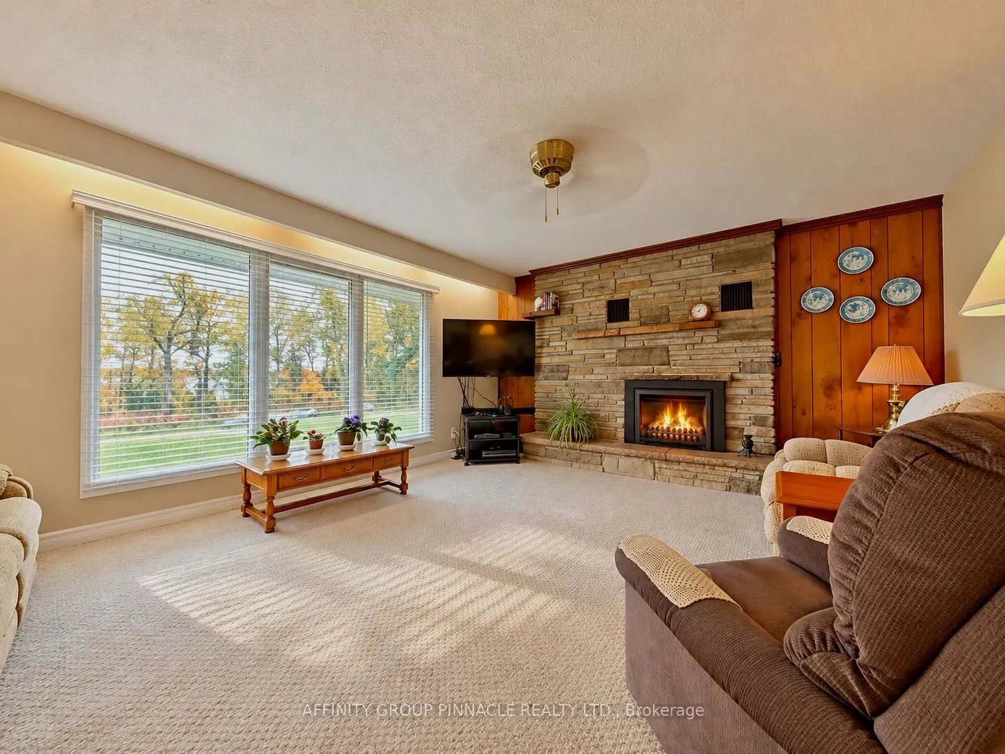 30 Cove Road