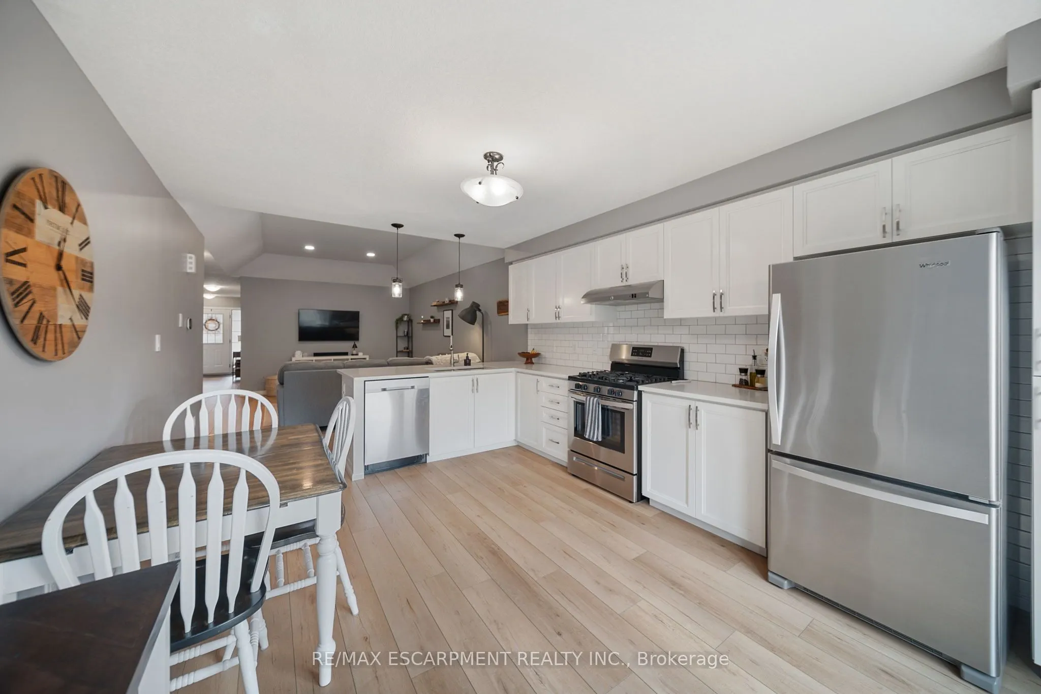 4 Basswood Road
